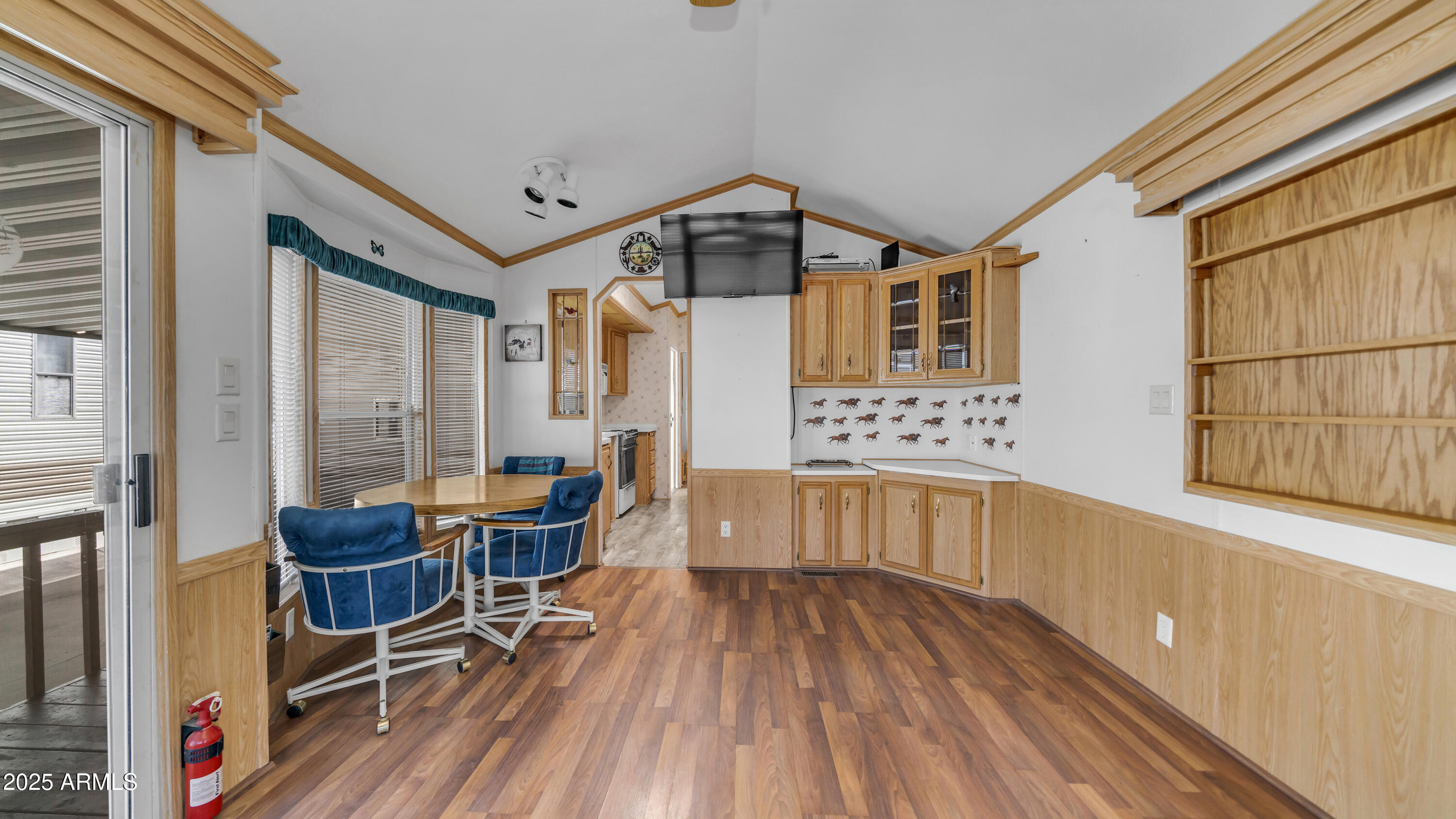 932 NICKEL Drive, 932