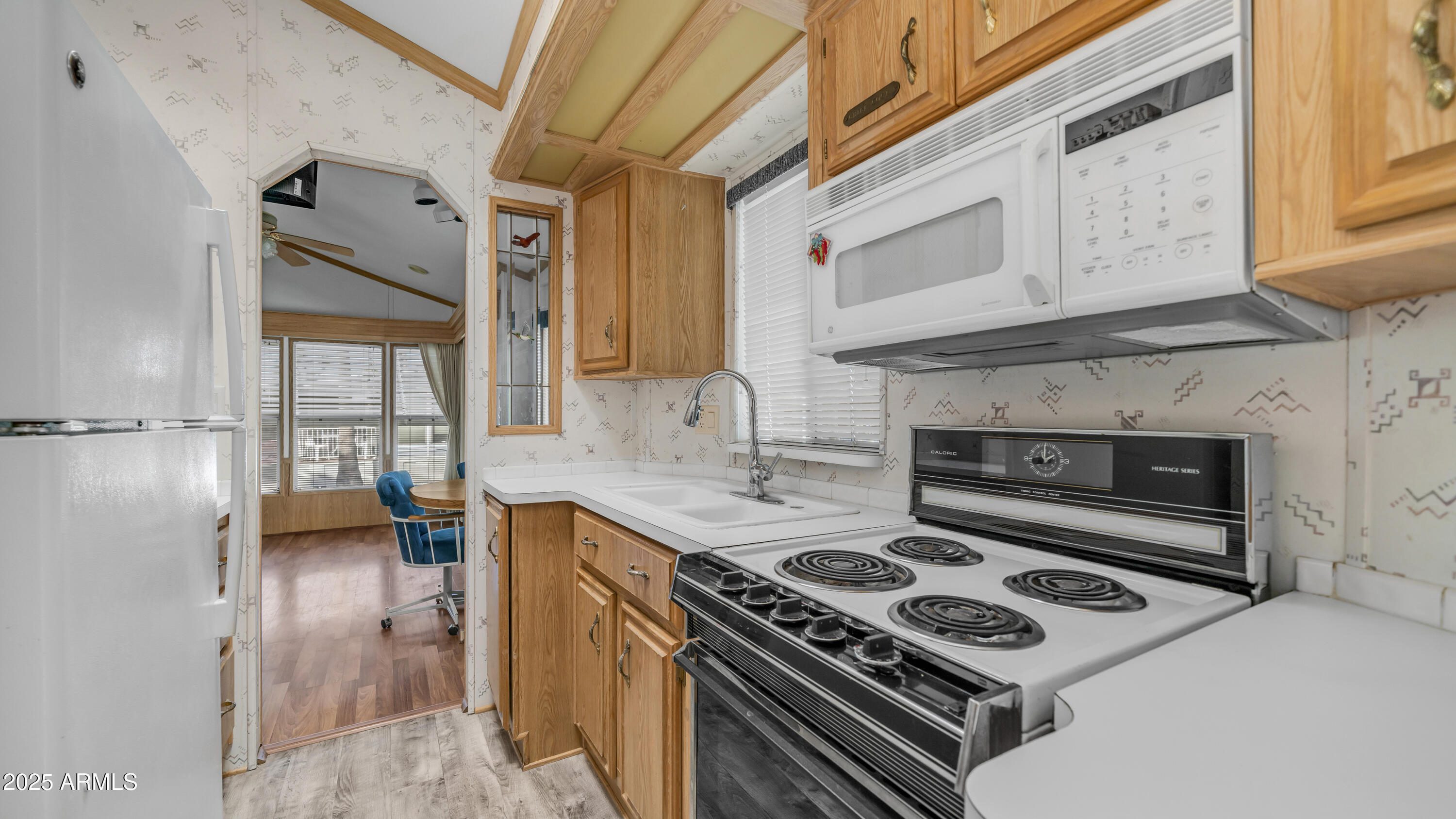 932 NICKEL Drive, 932