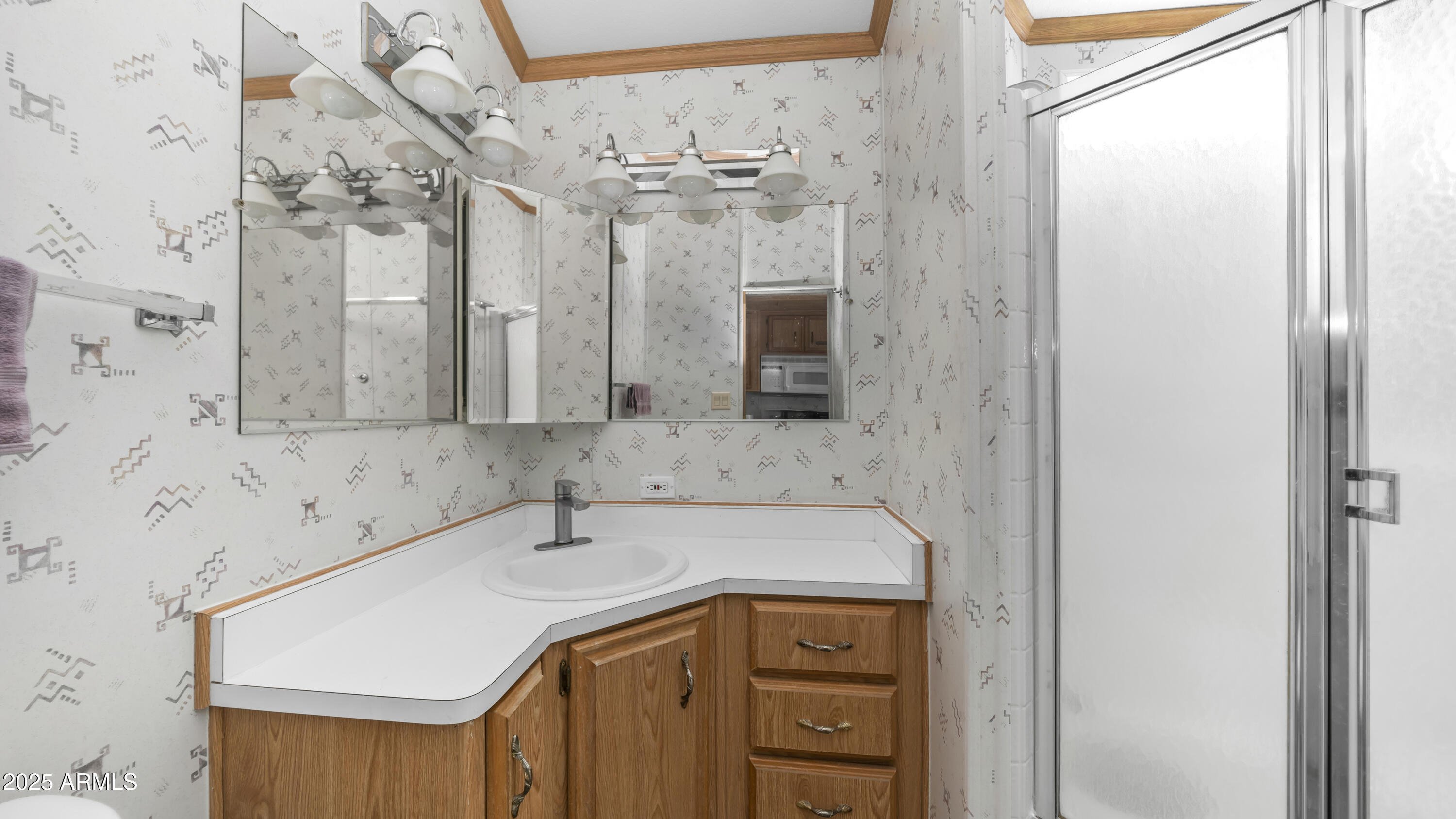 932 NICKEL Drive, 932