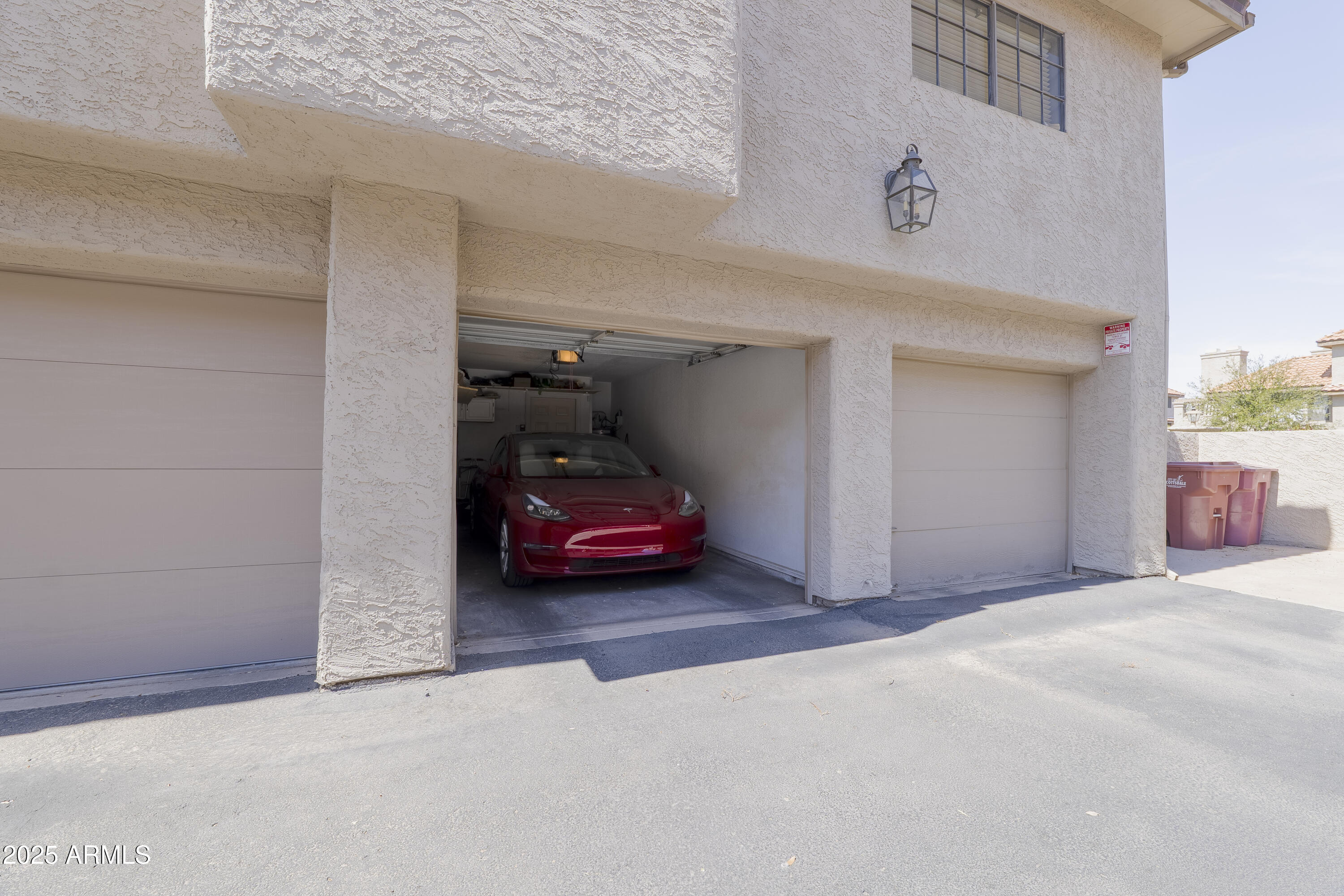 1211 N MILLER Road, 216