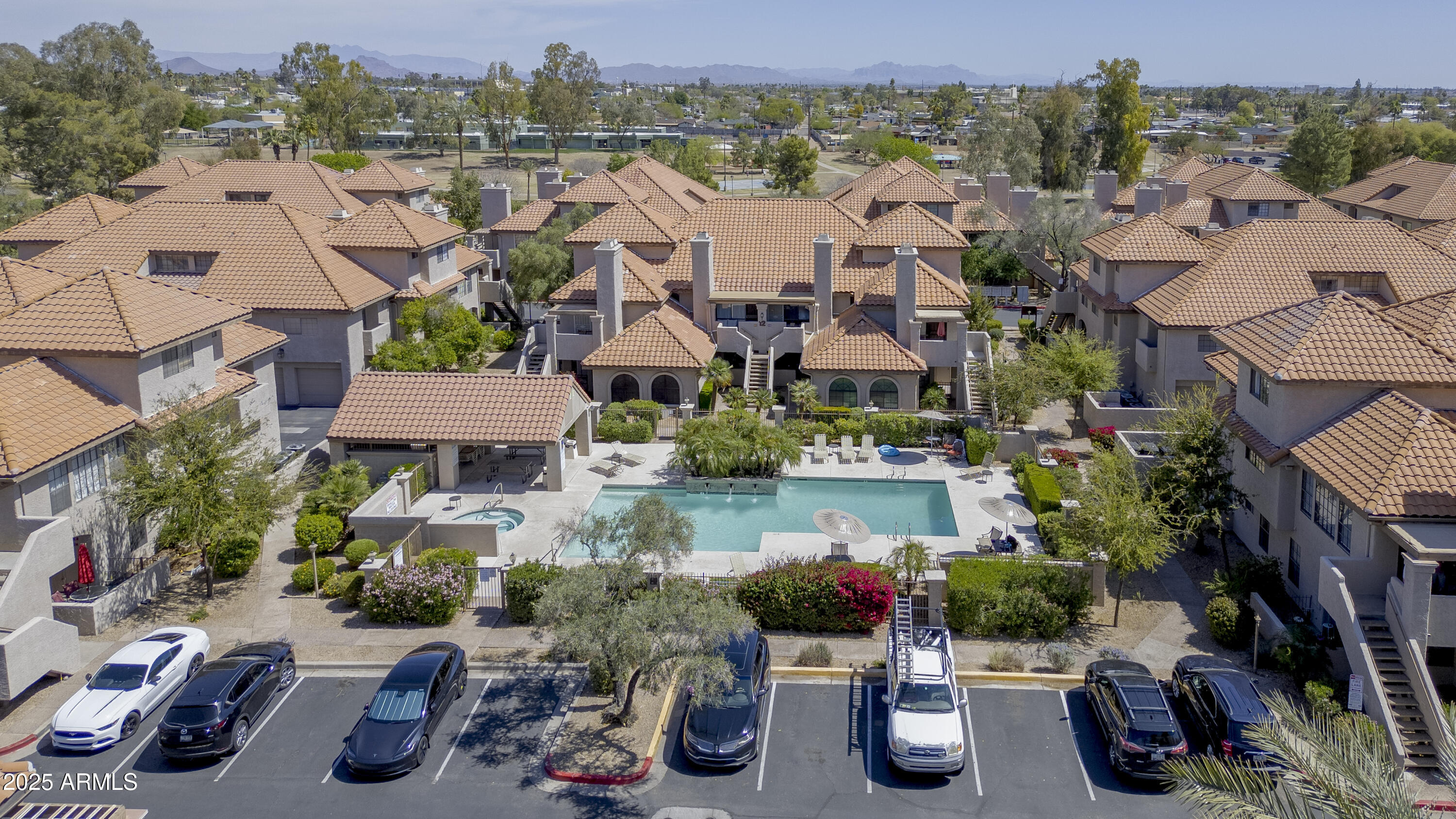 1211 N MILLER Road, 216