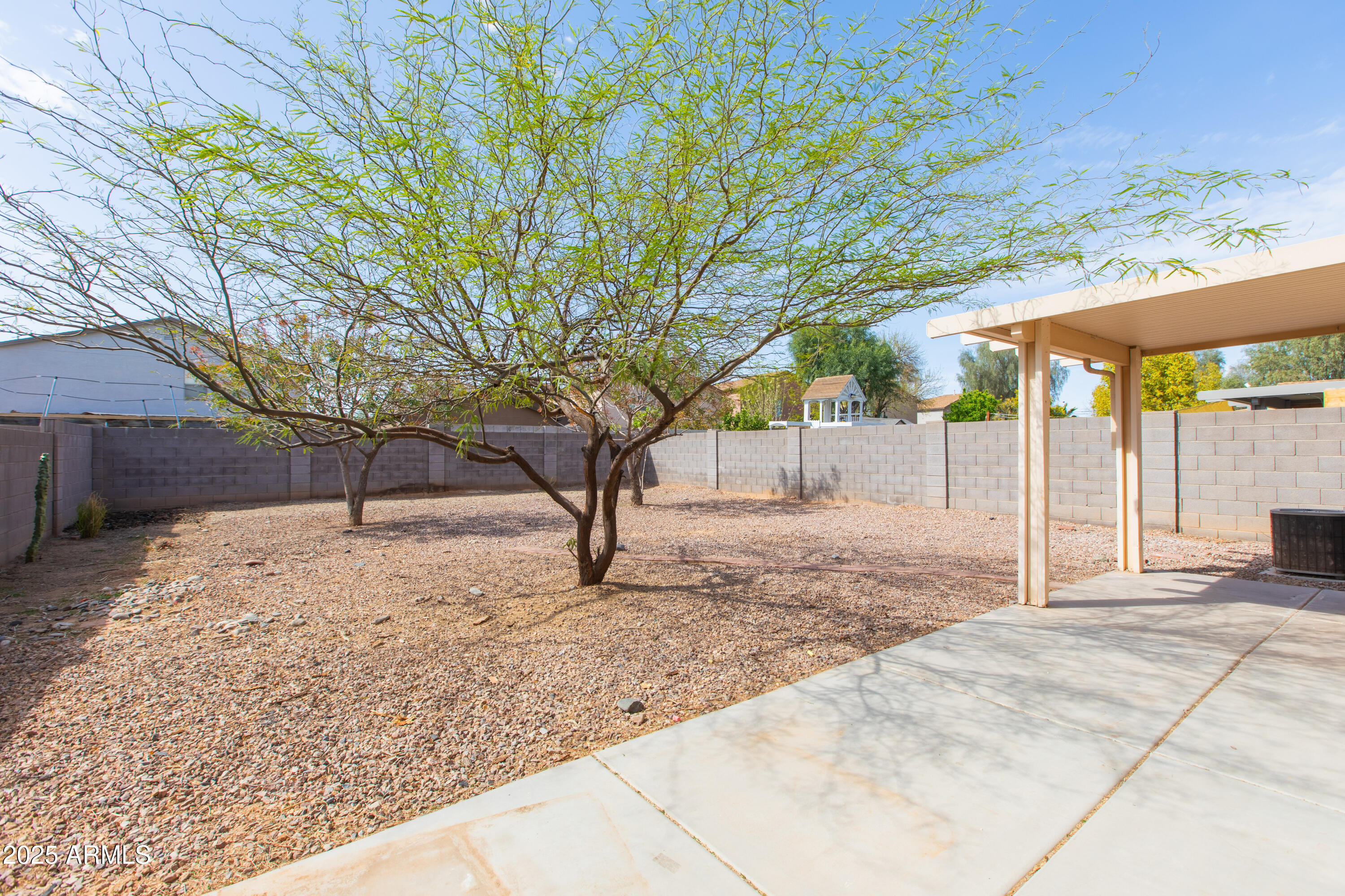 1037 E Dust Devil Drive