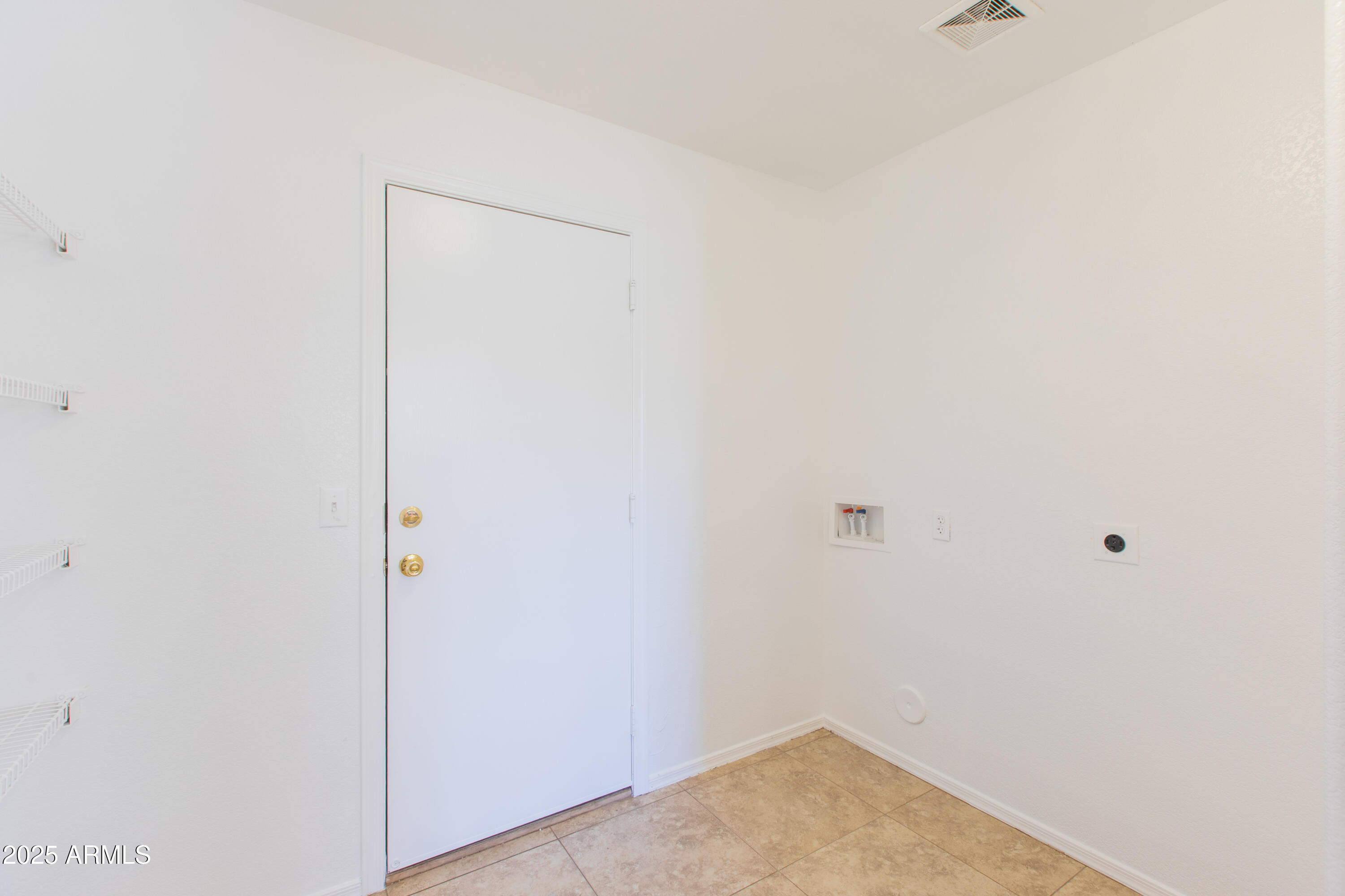 1037 E Dust Devil Drive