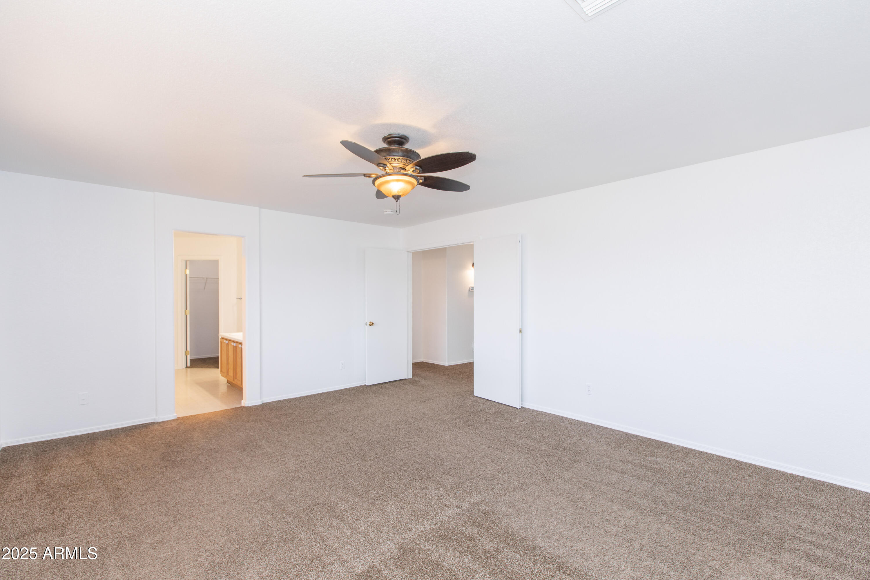 1037 E Dust Devil Drive