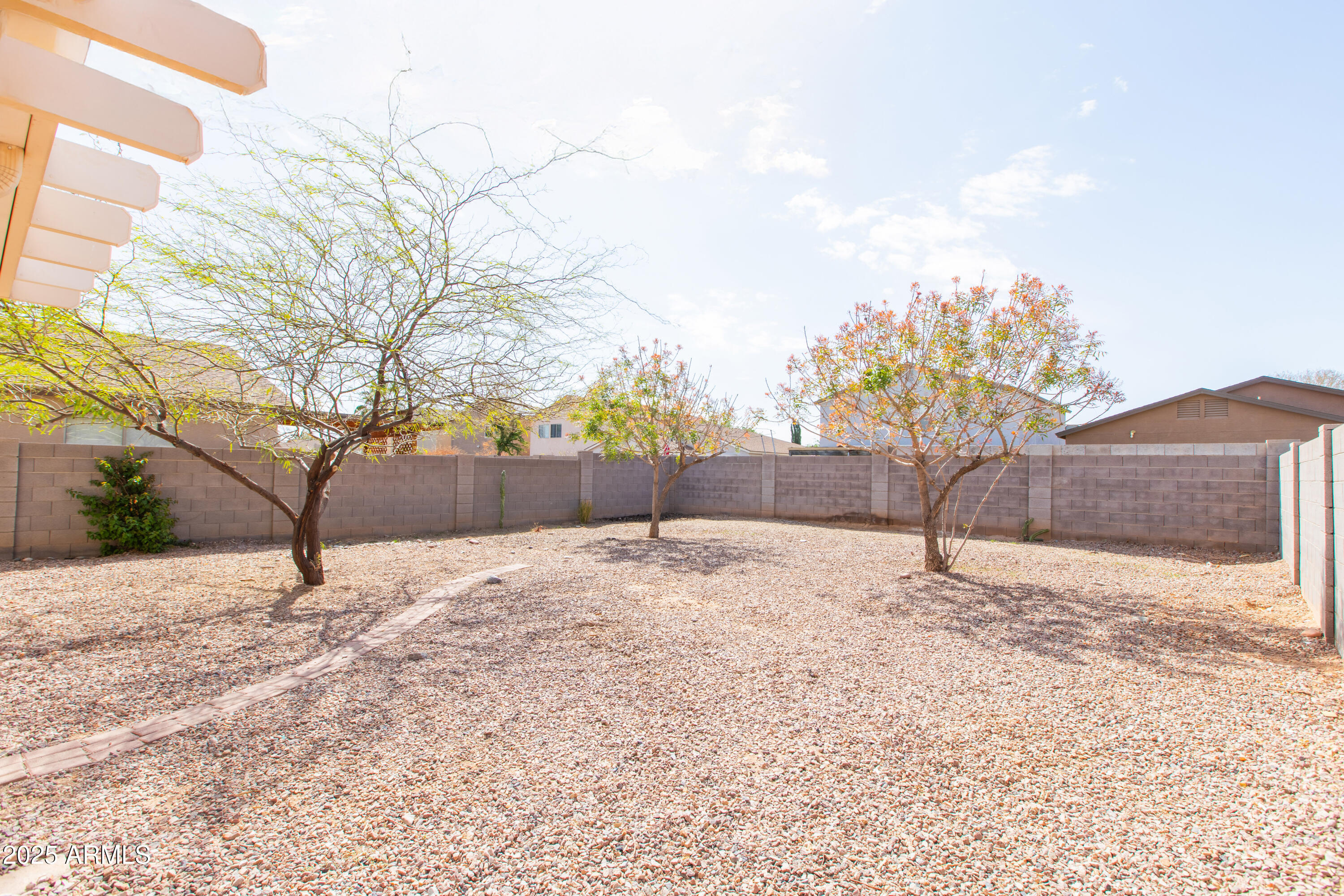 1037 E Dust Devil Drive