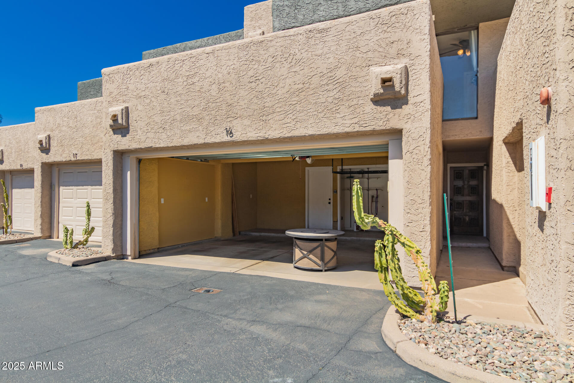 3030 N HAYDEN Road, 16