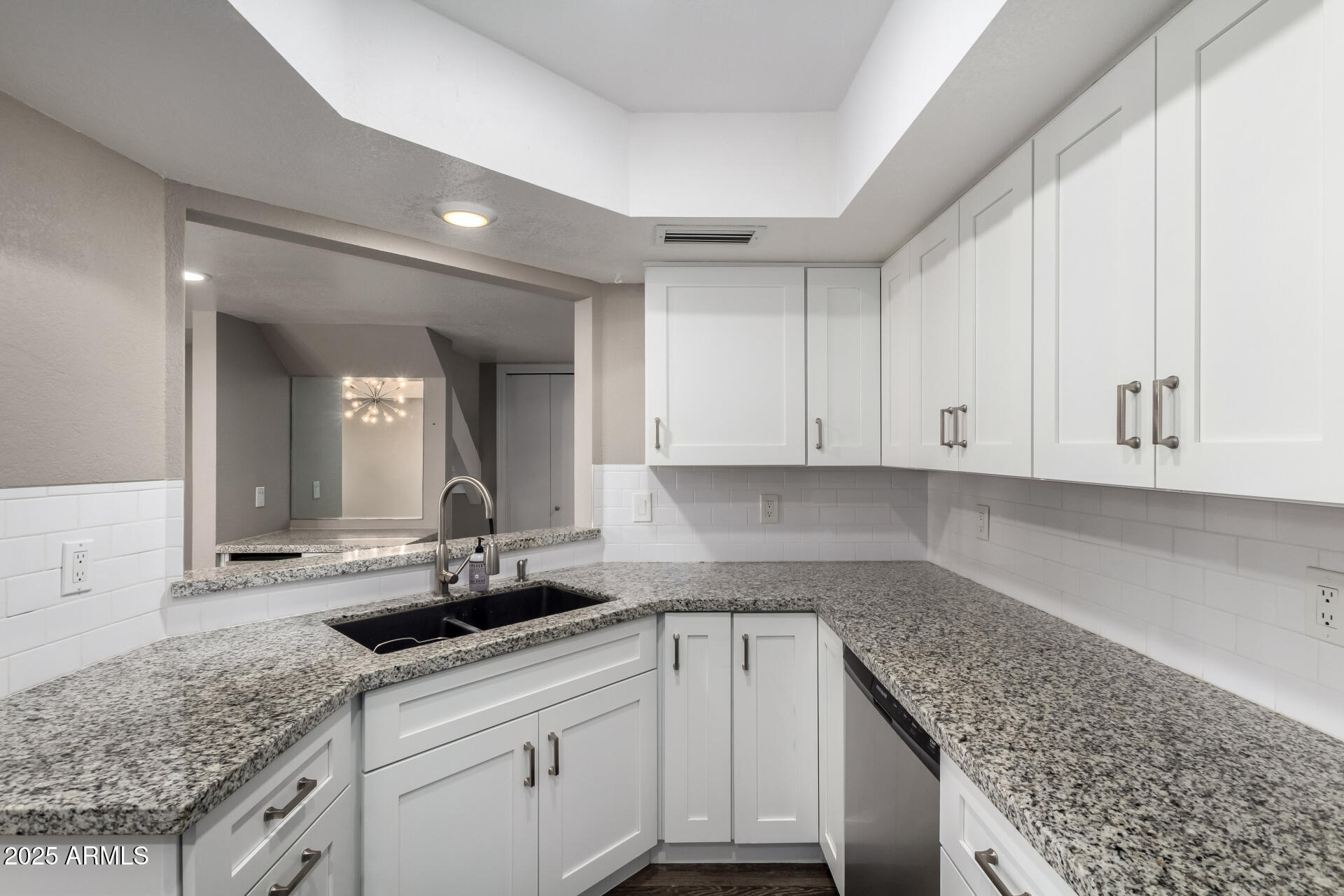 3030 N HAYDEN Road, 16