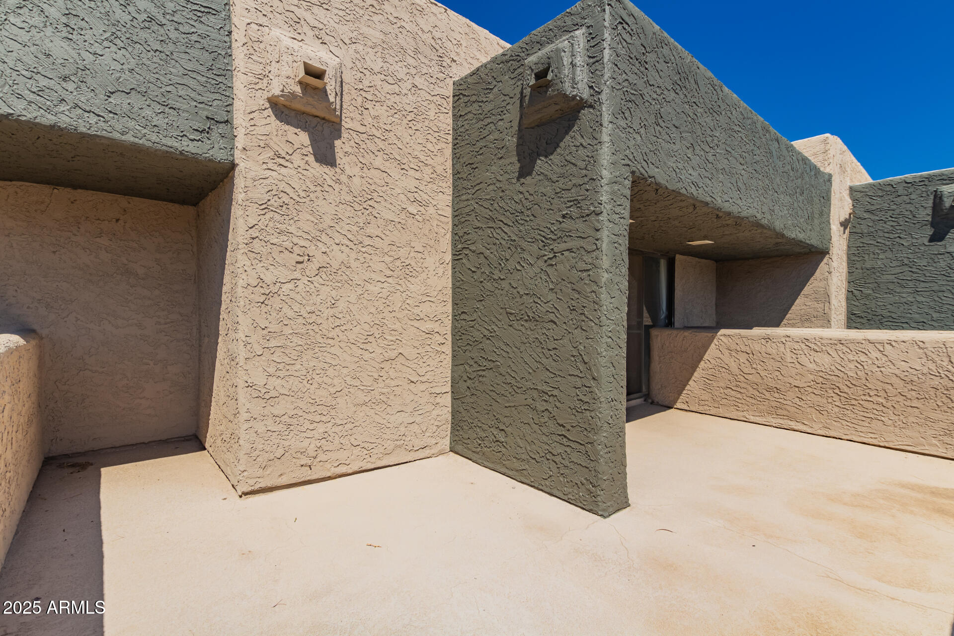 3030 N HAYDEN Road, 16