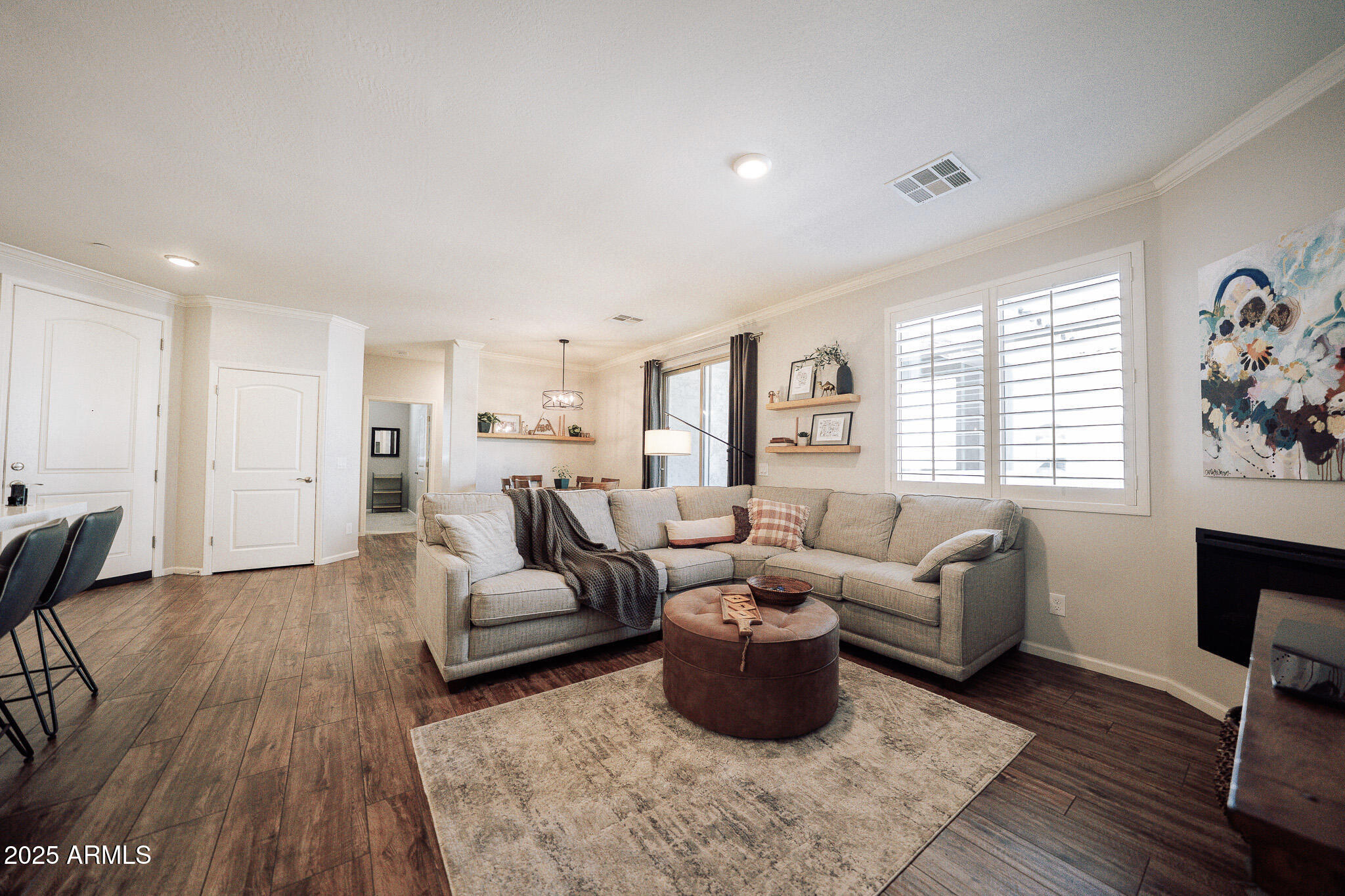 900 S CANAL Drive, 121