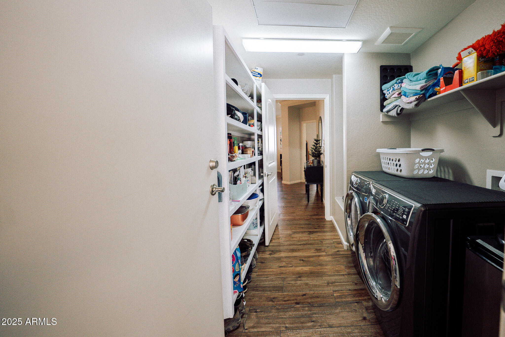 900 S CANAL Drive, 121