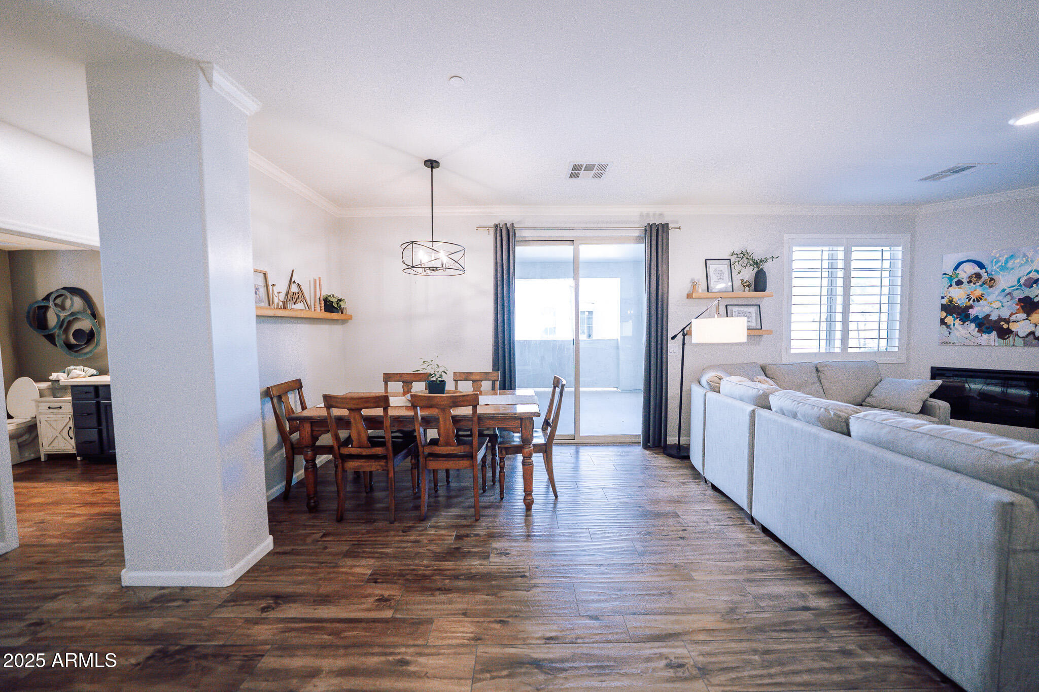 900 S CANAL Drive, 121