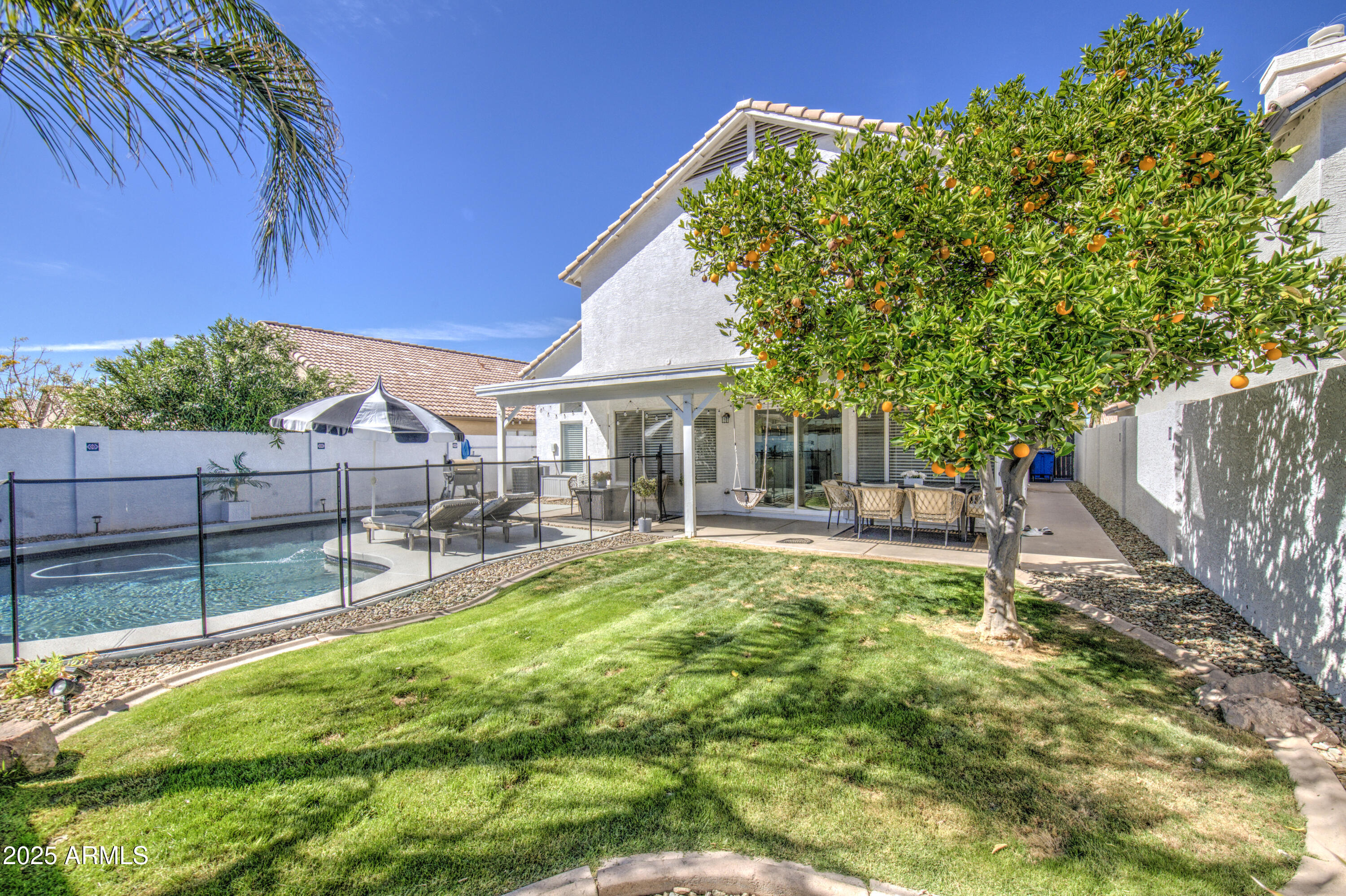 753 E Sheffield Avenue