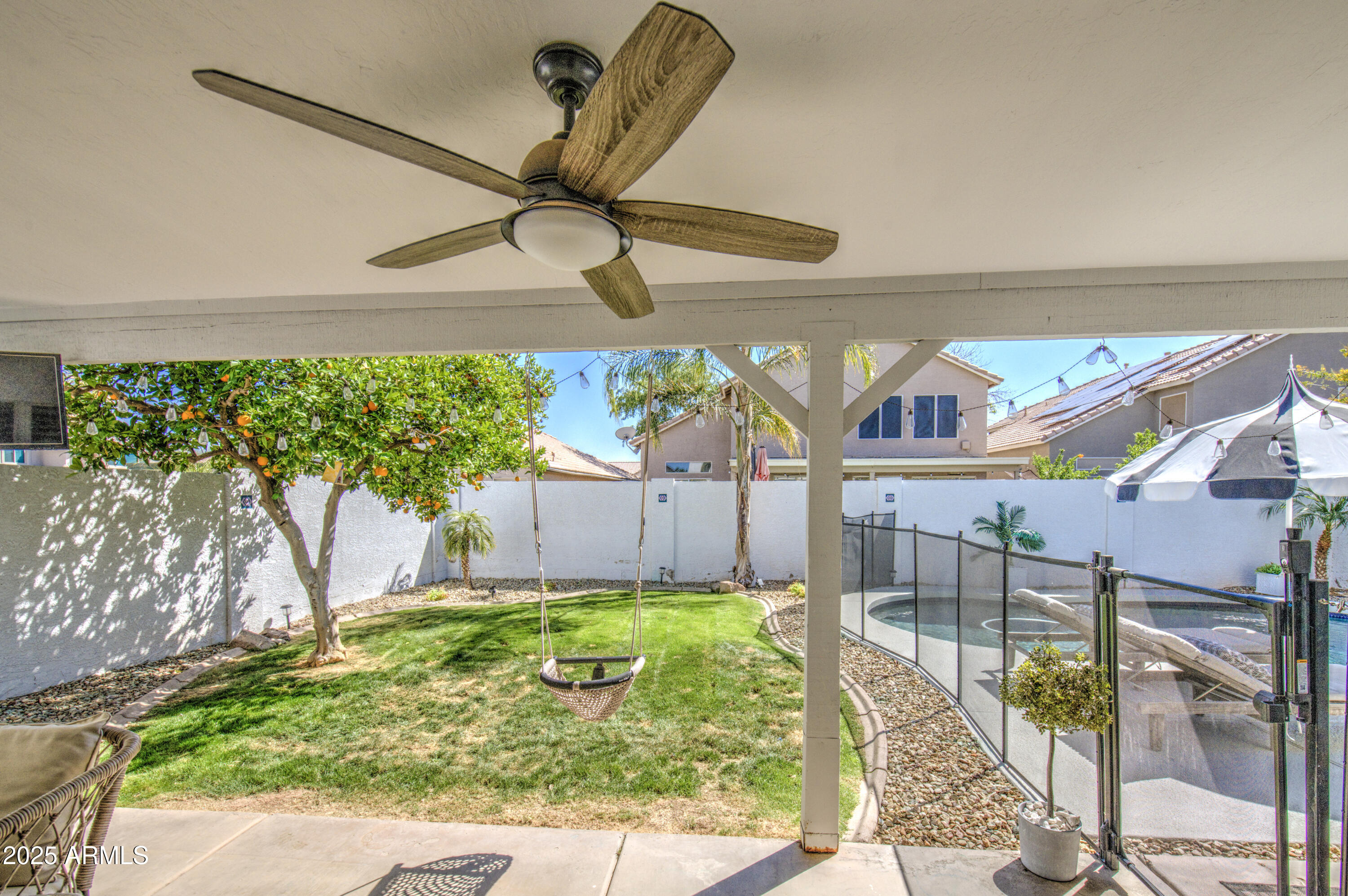 753 E Sheffield Avenue