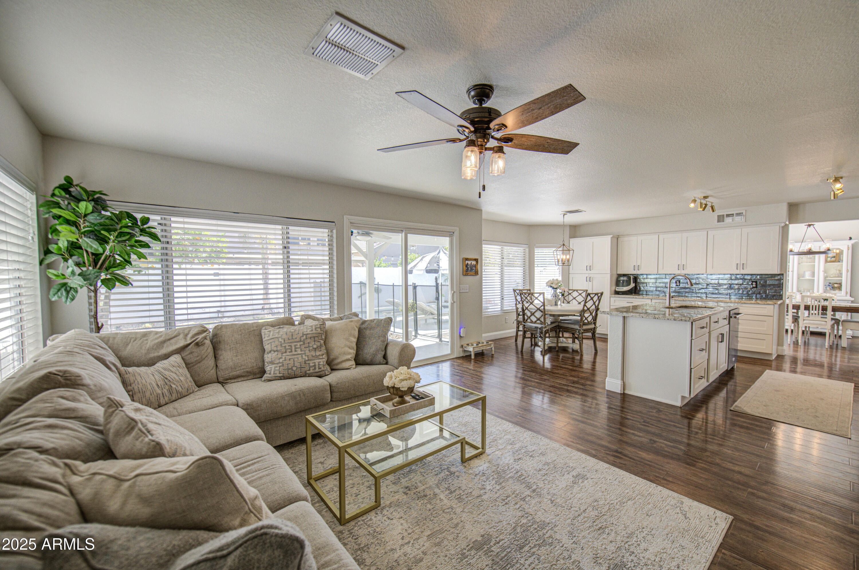 753 E Sheffield Avenue