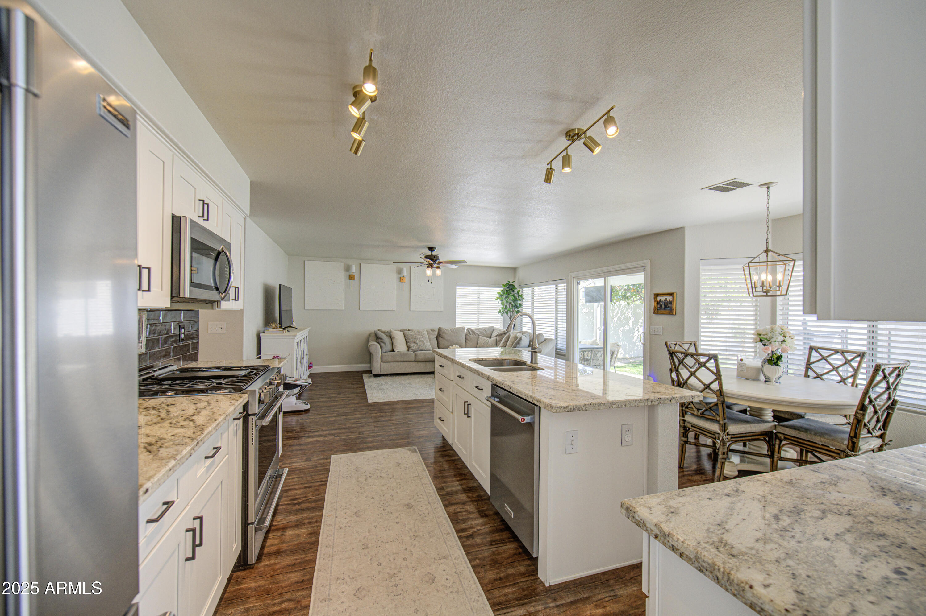 753 E Sheffield Avenue