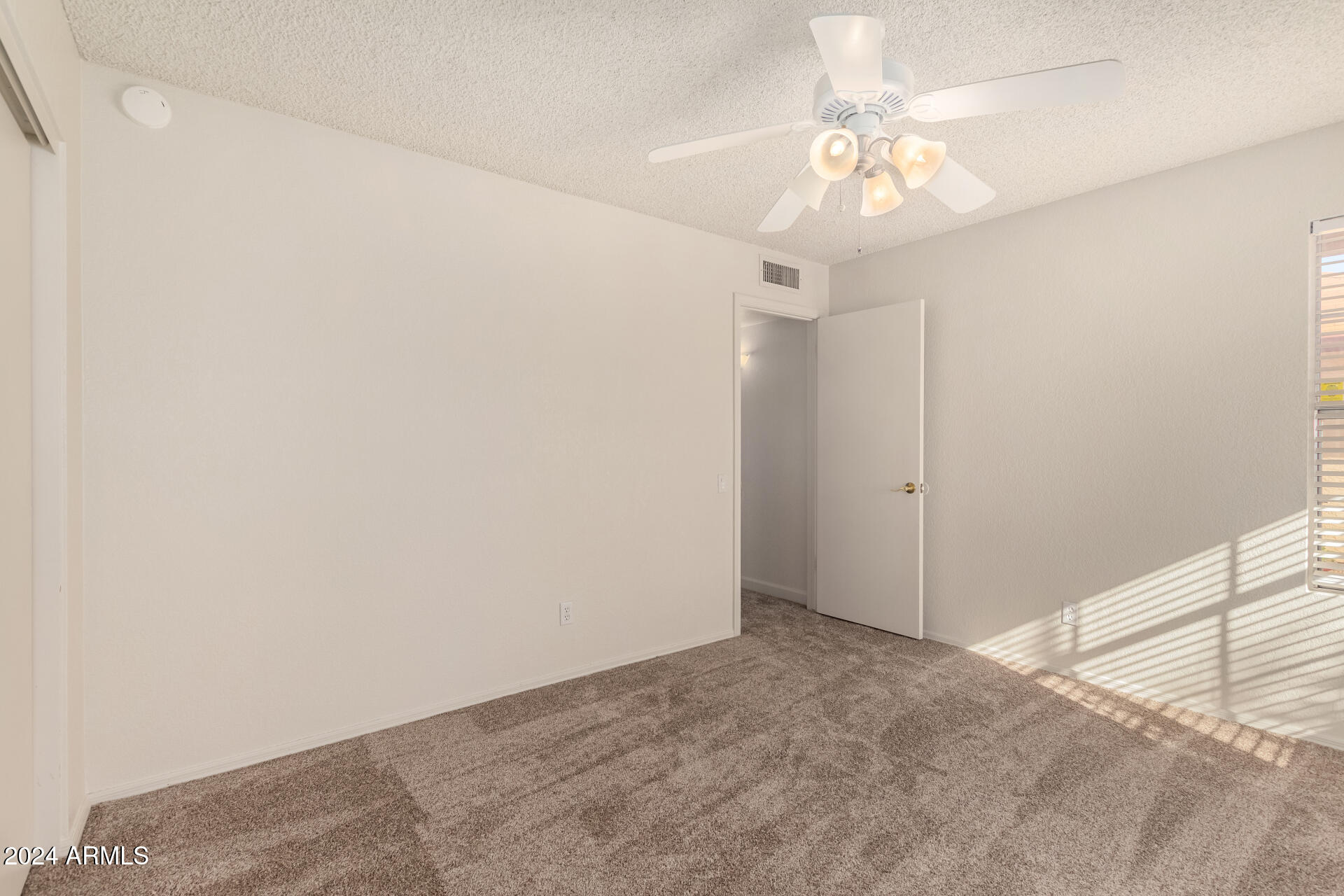 1716 N TEMPLE Street