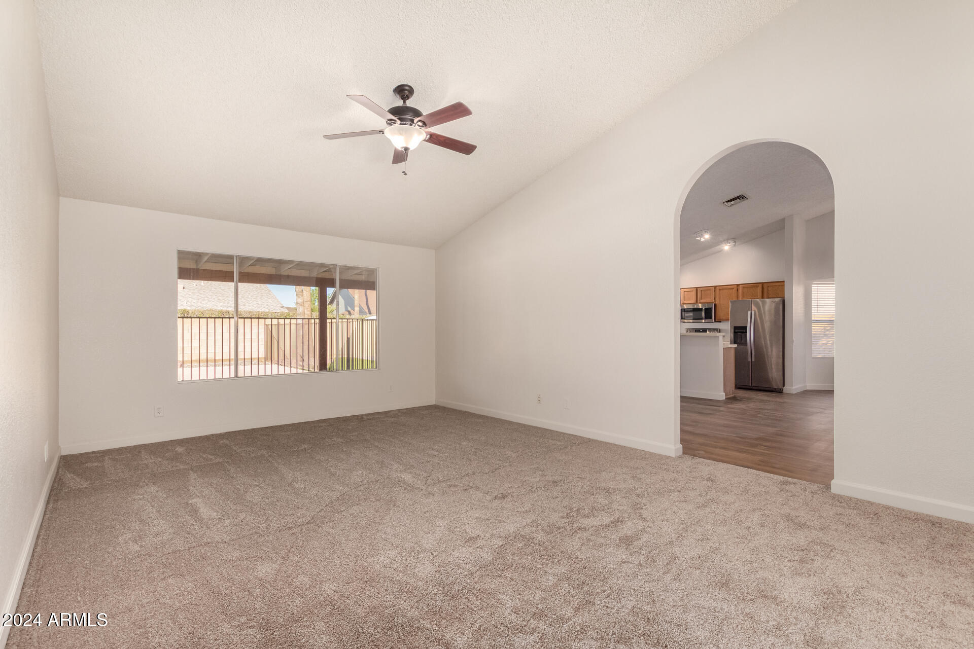 1716 N TEMPLE Street