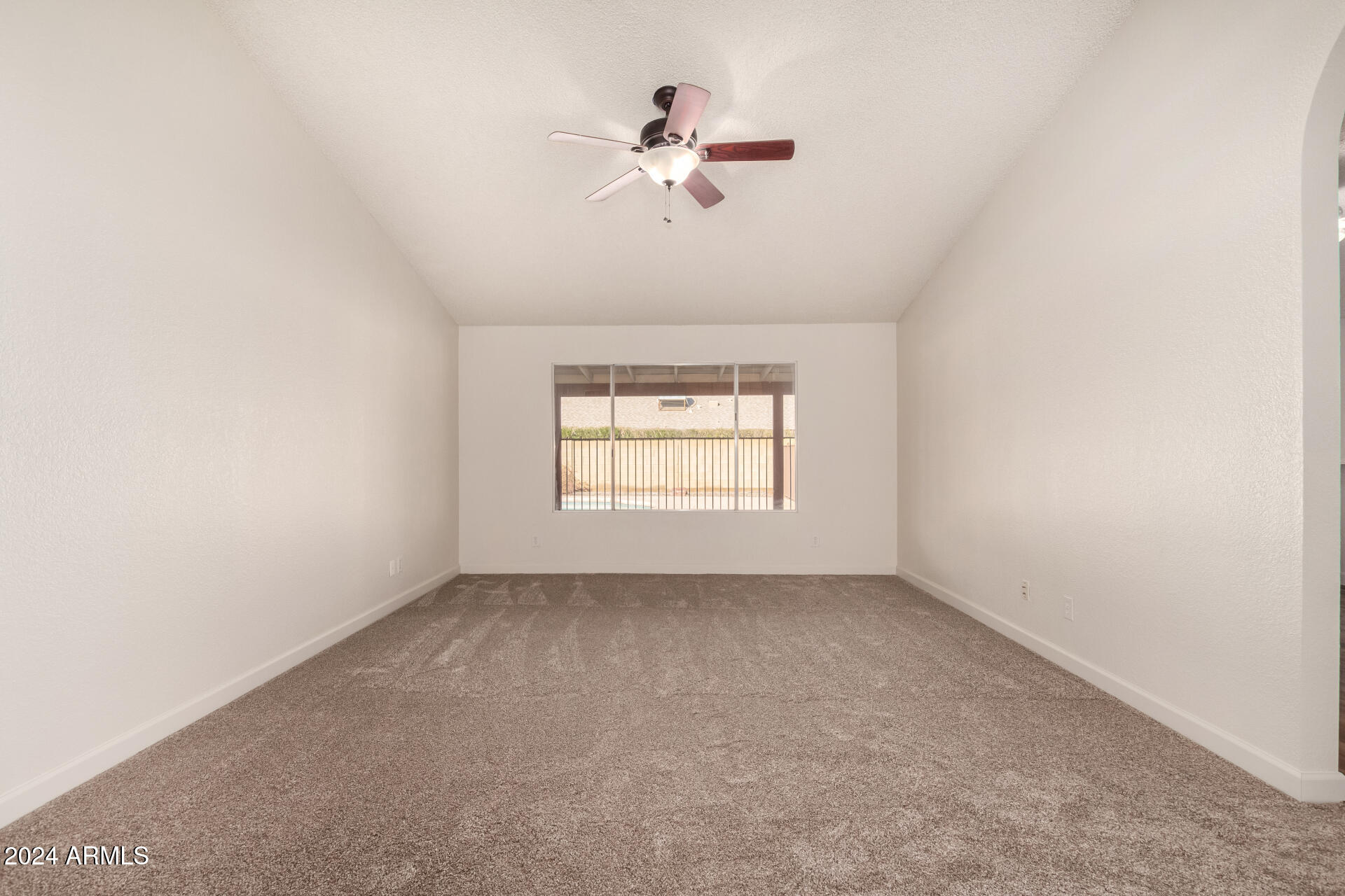 1716 N TEMPLE Street