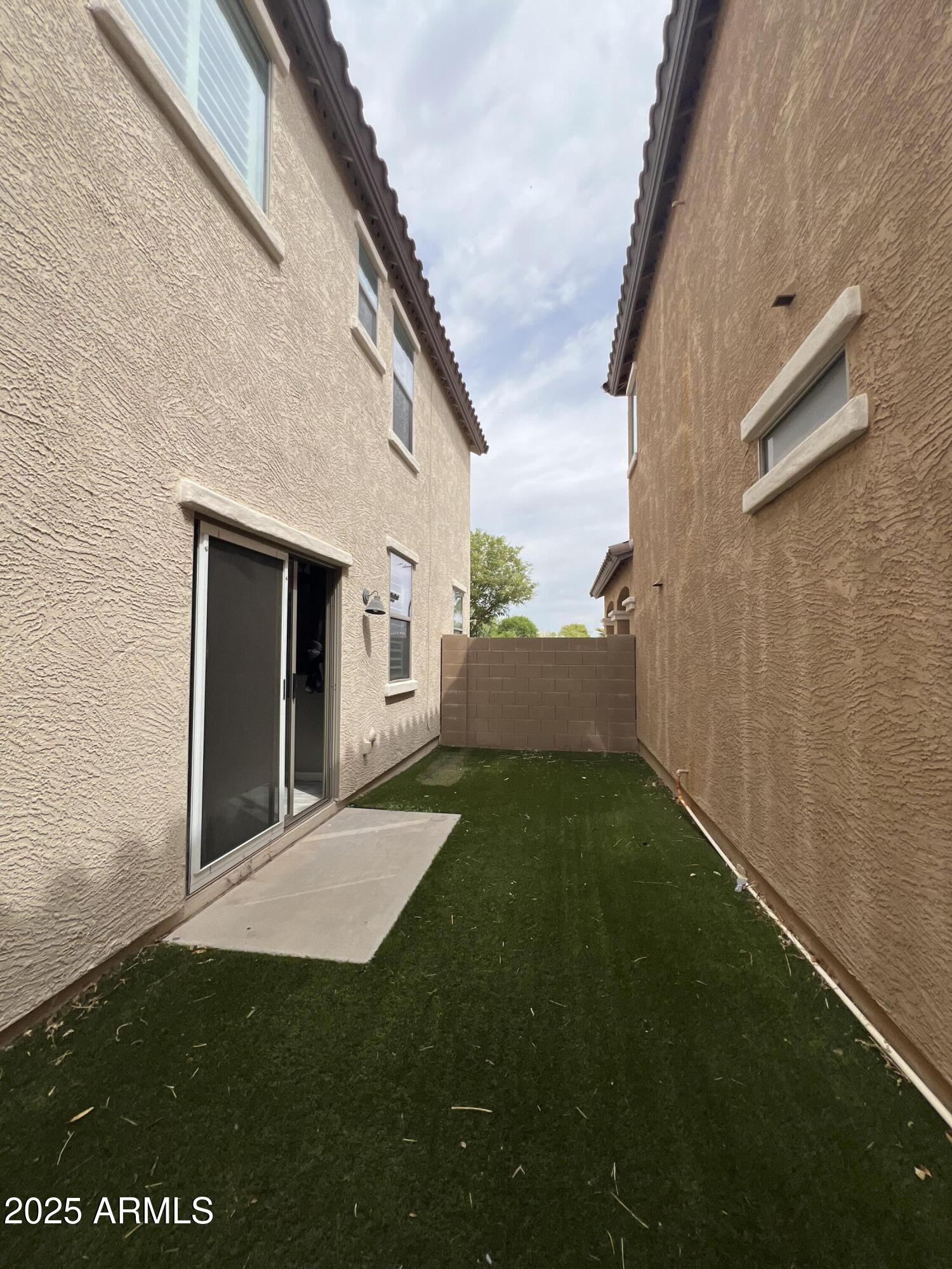 577 S BUENA VISTA Court