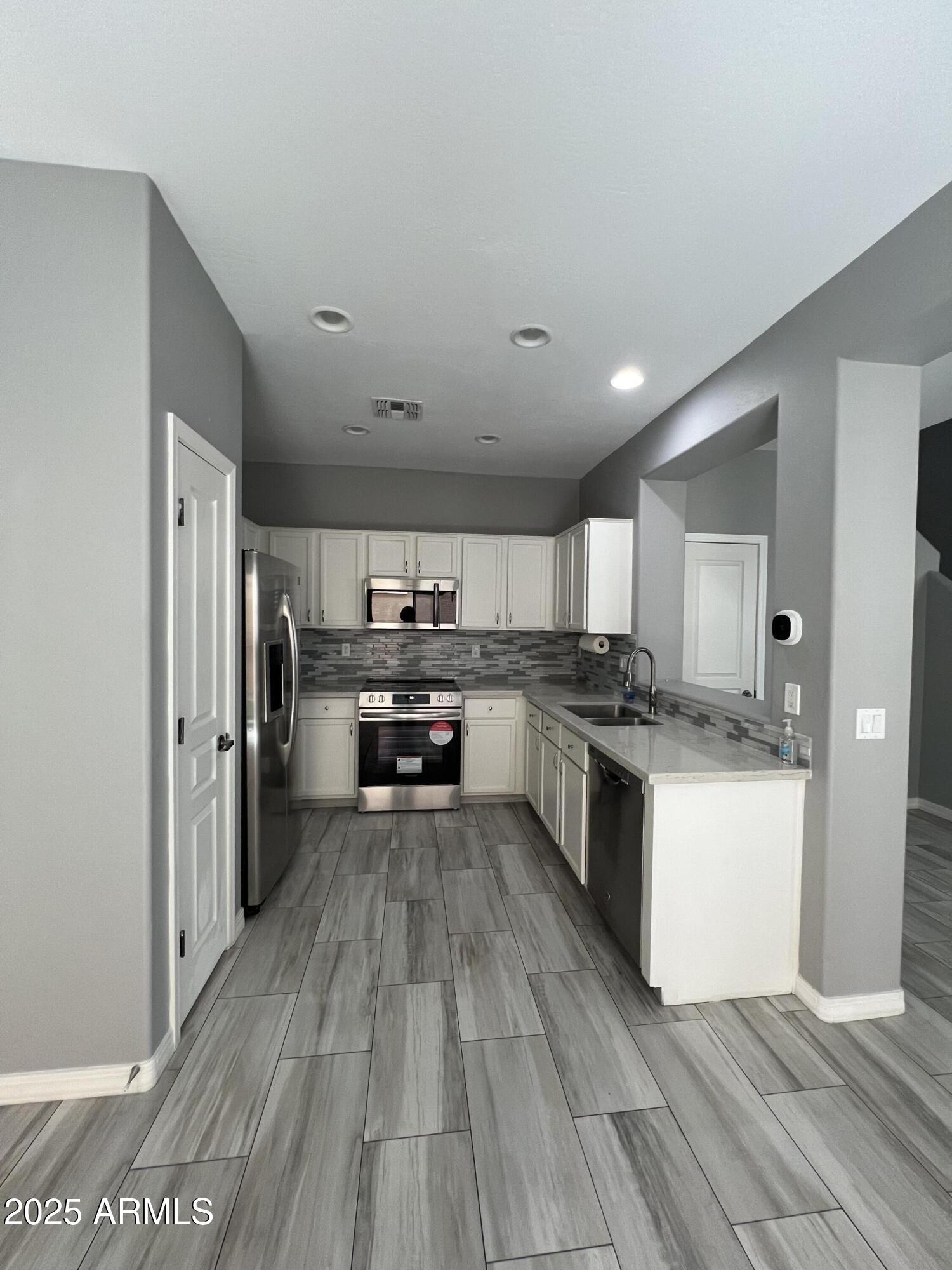 577 S BUENA VISTA Court