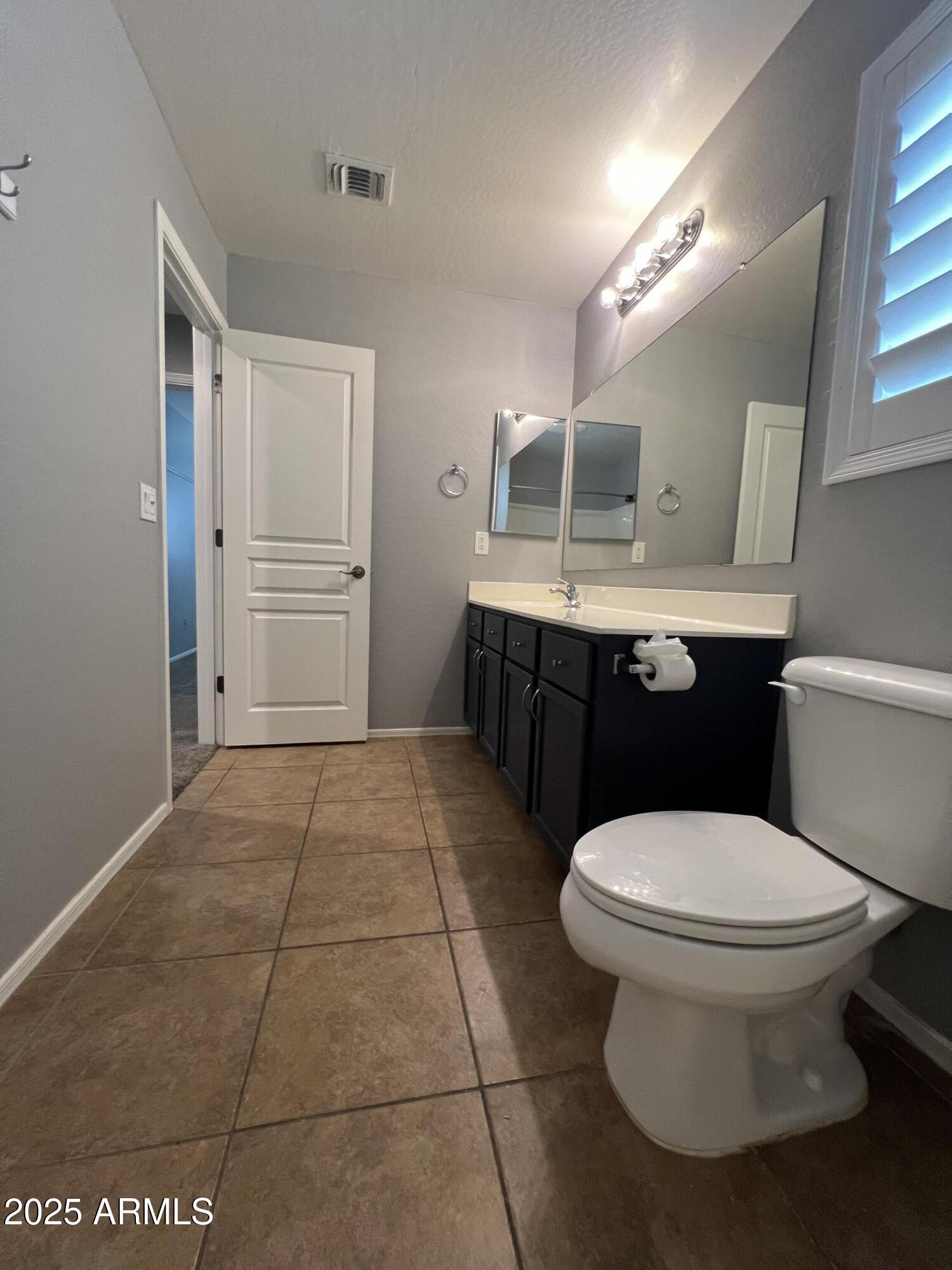 577 S BUENA VISTA Court