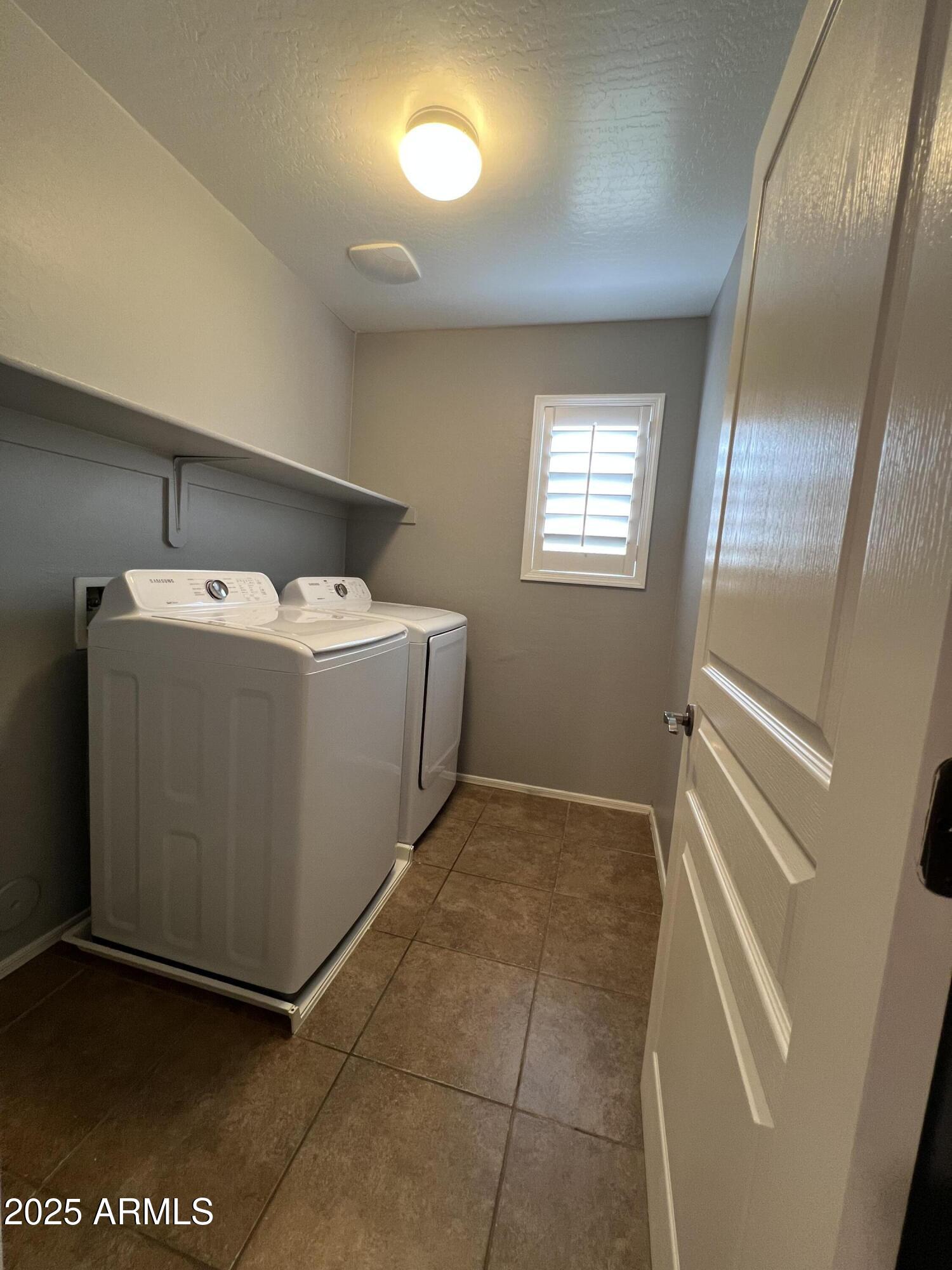 577 S BUENA VISTA Court