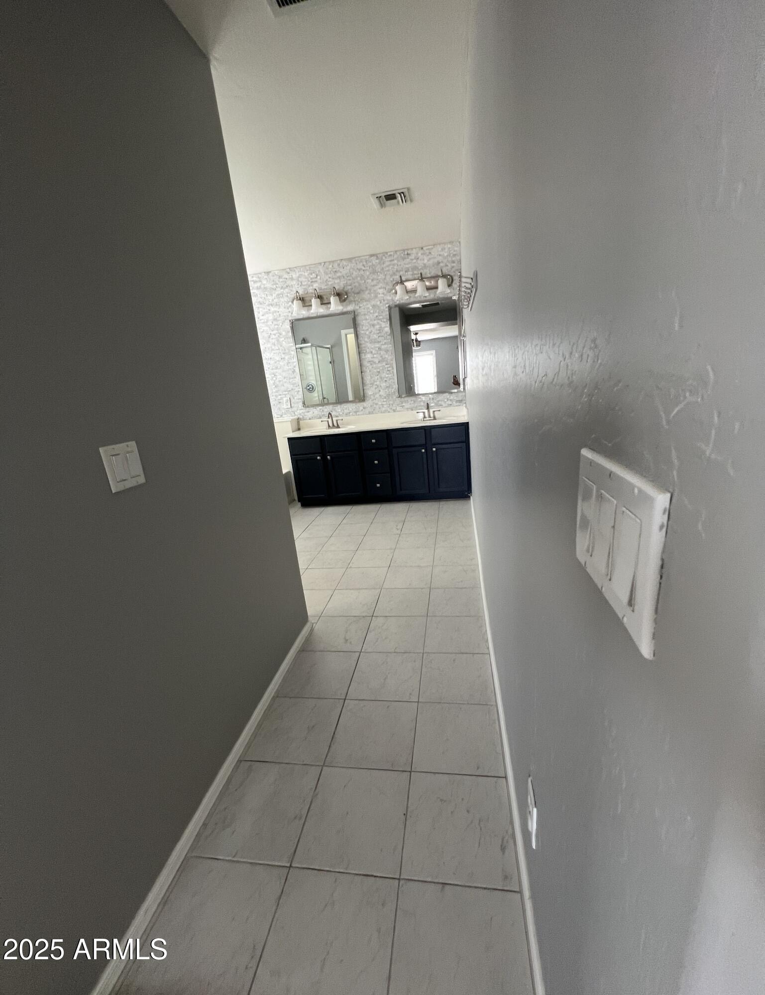 577 S BUENA VISTA Court