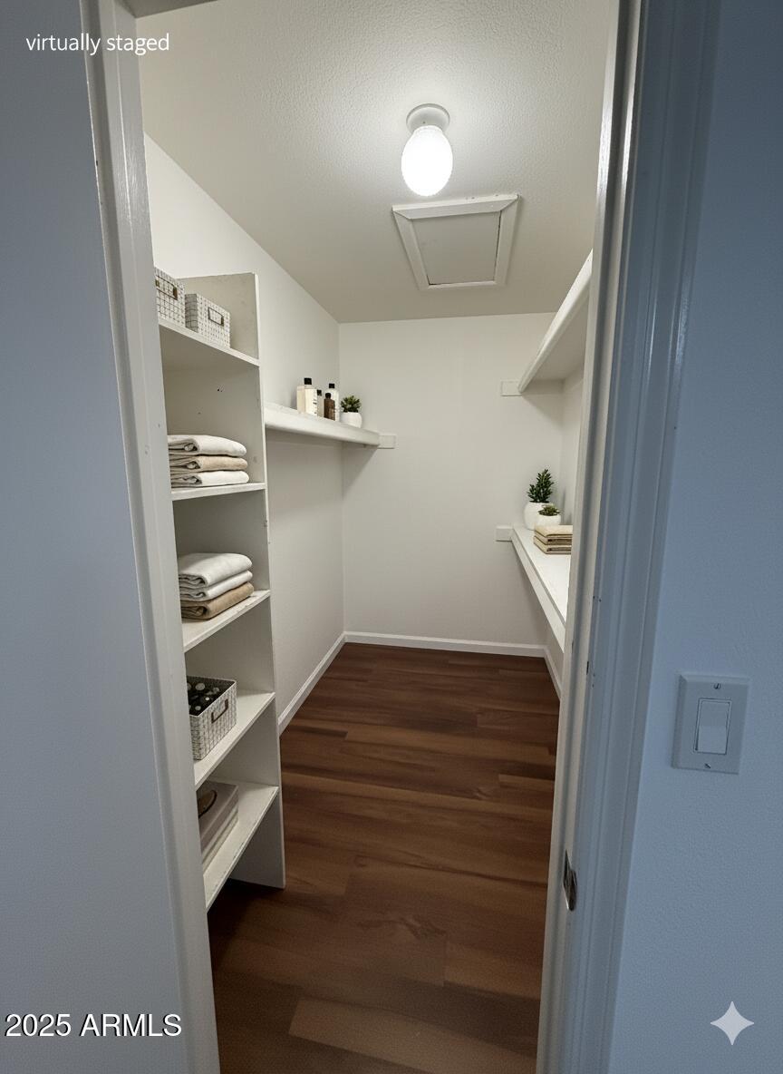 623 W GUADALUPE Road, 214