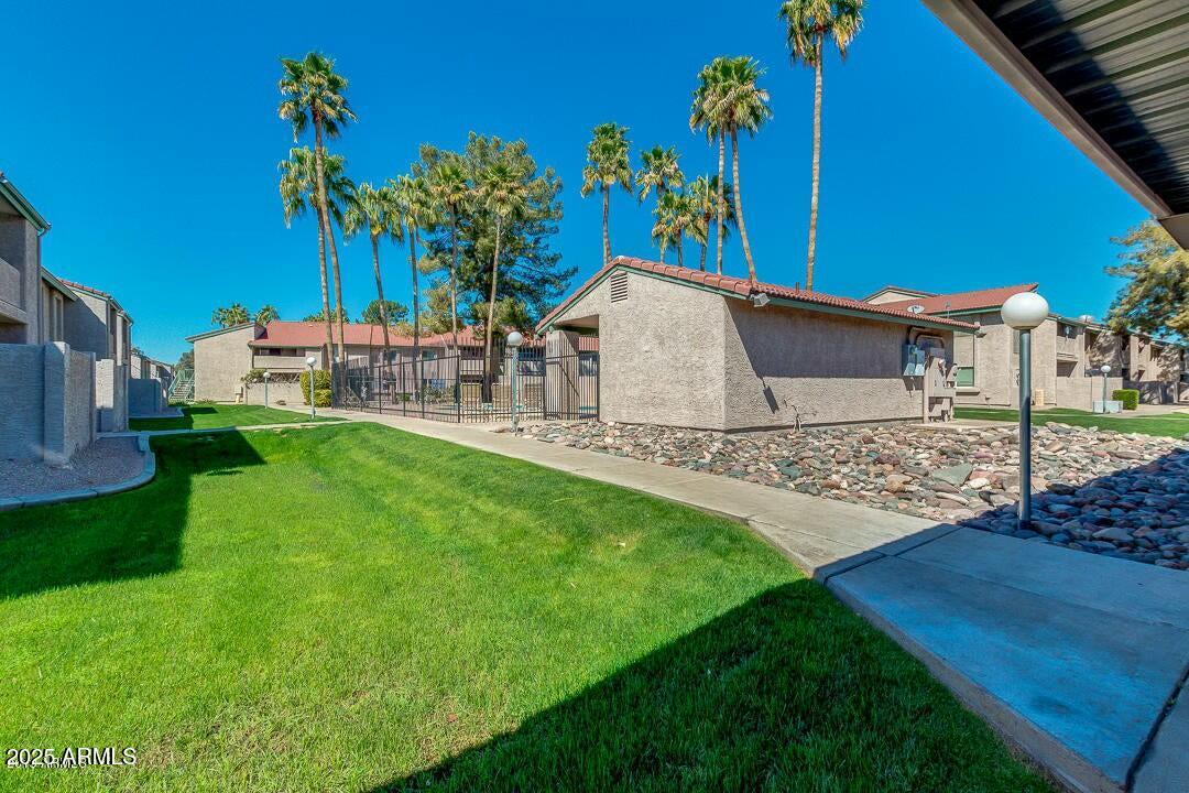 623 W GUADALUPE Road, 214