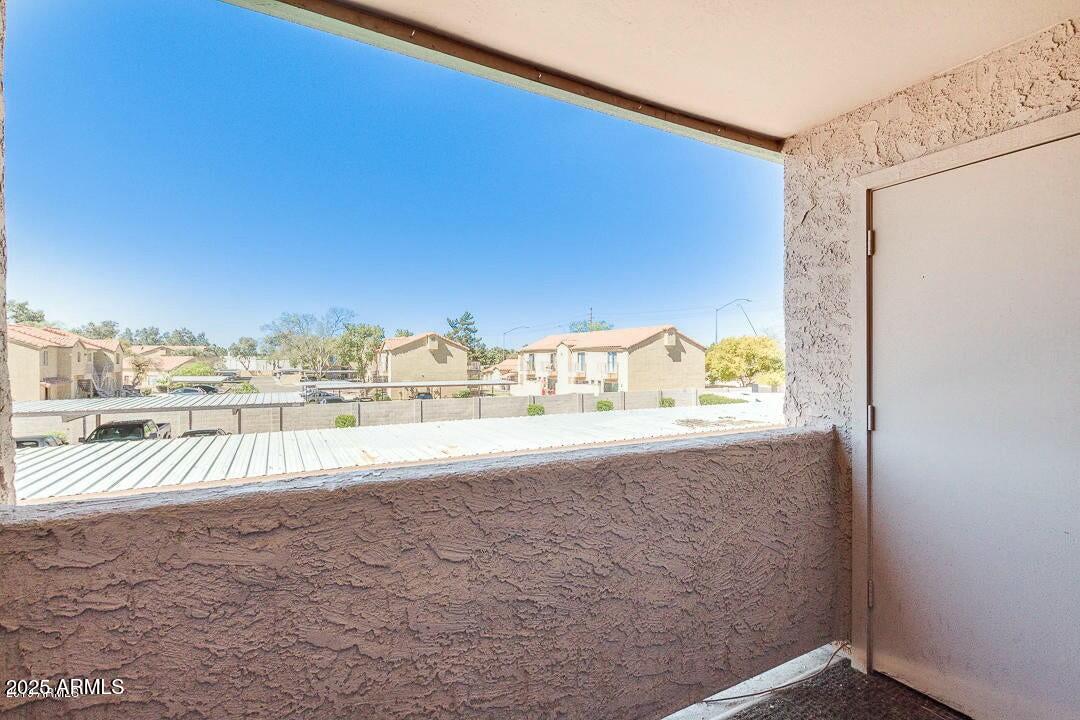 623 W GUADALUPE Road, 214