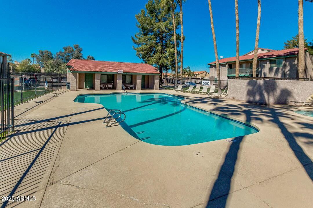 623 W GUADALUPE Road, 214