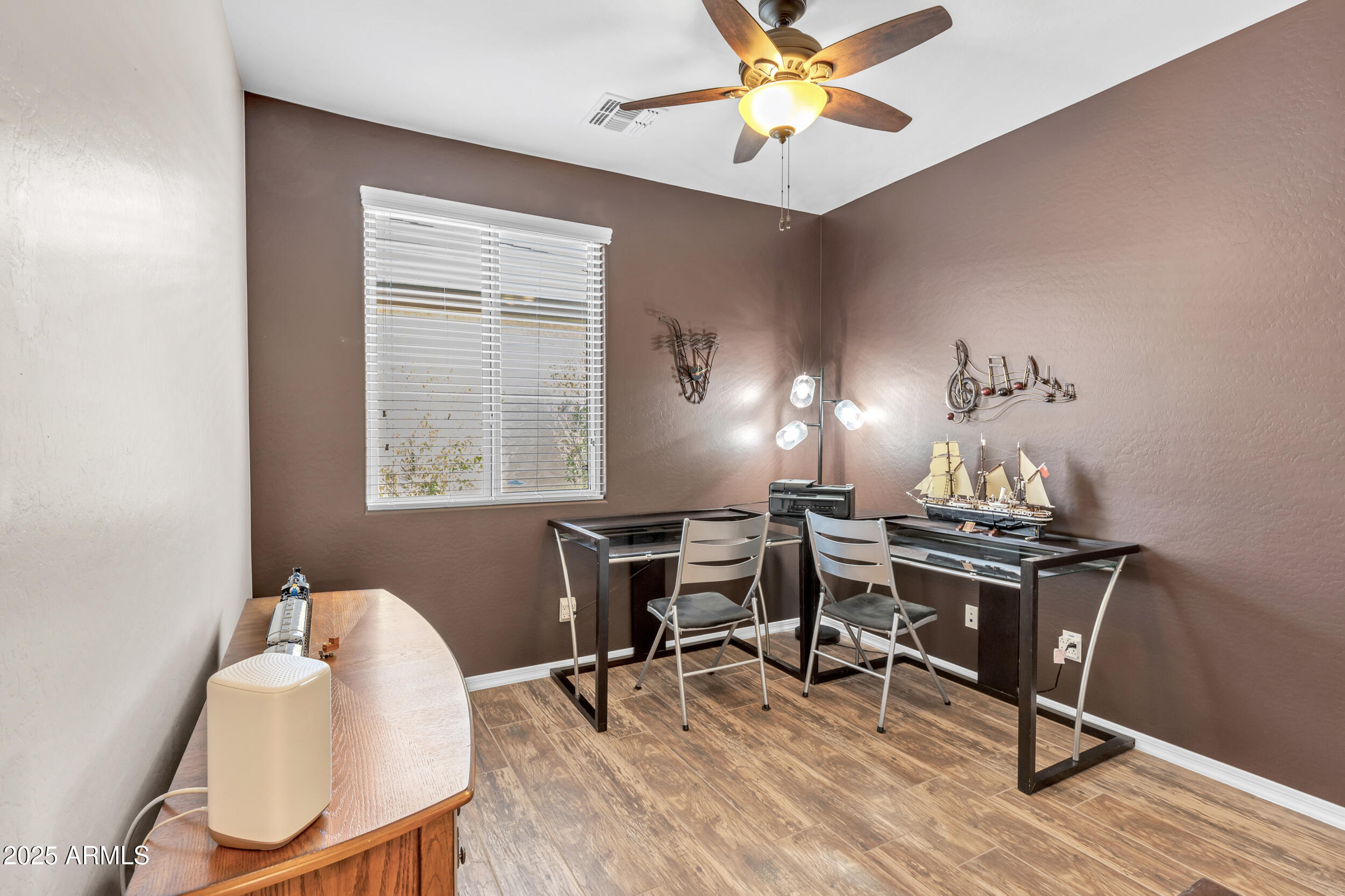 6748 W MOCKINGBIRD Way