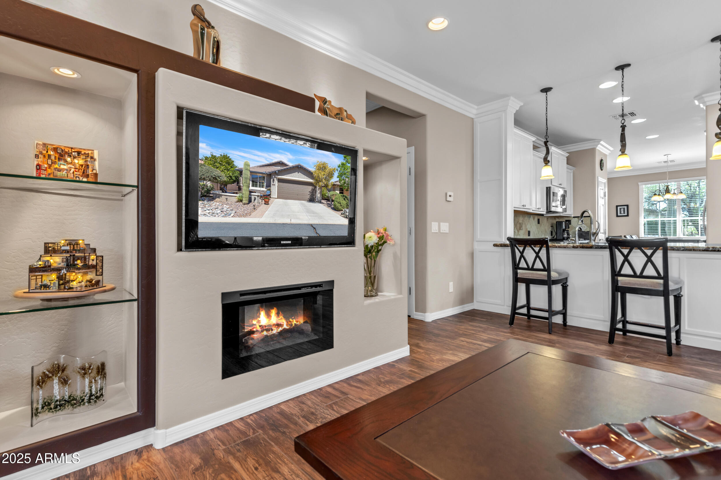 6748 W MOCKINGBIRD Way