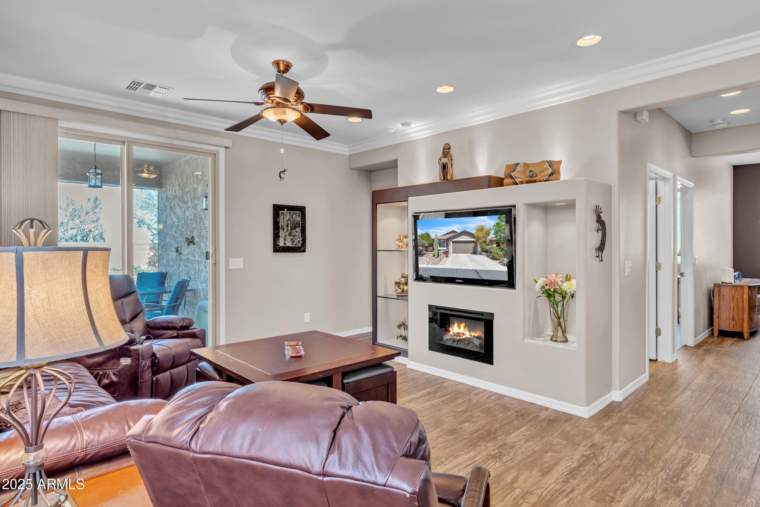 6748 W MOCKINGBIRD Way