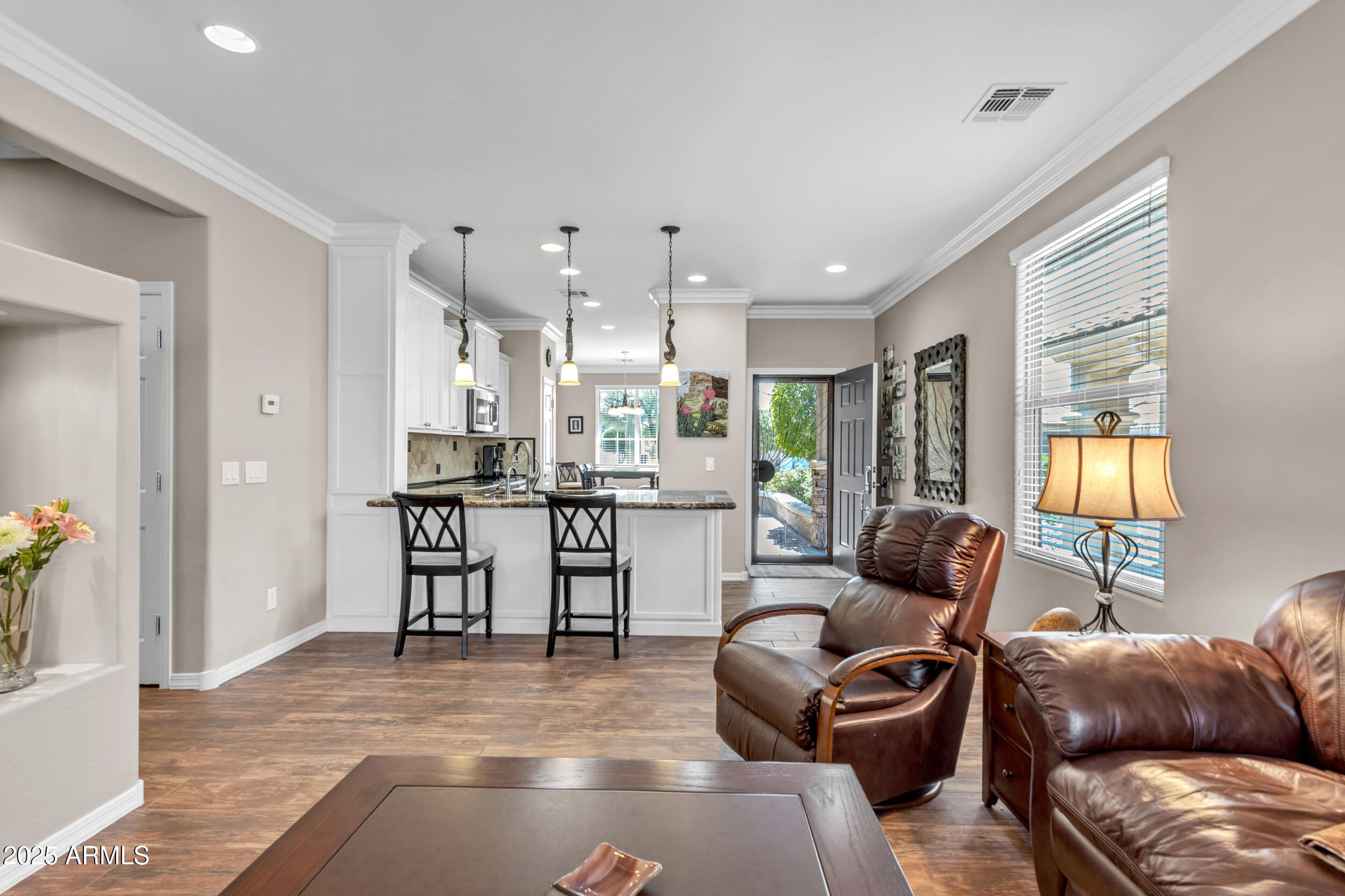 6748 W MOCKINGBIRD Way