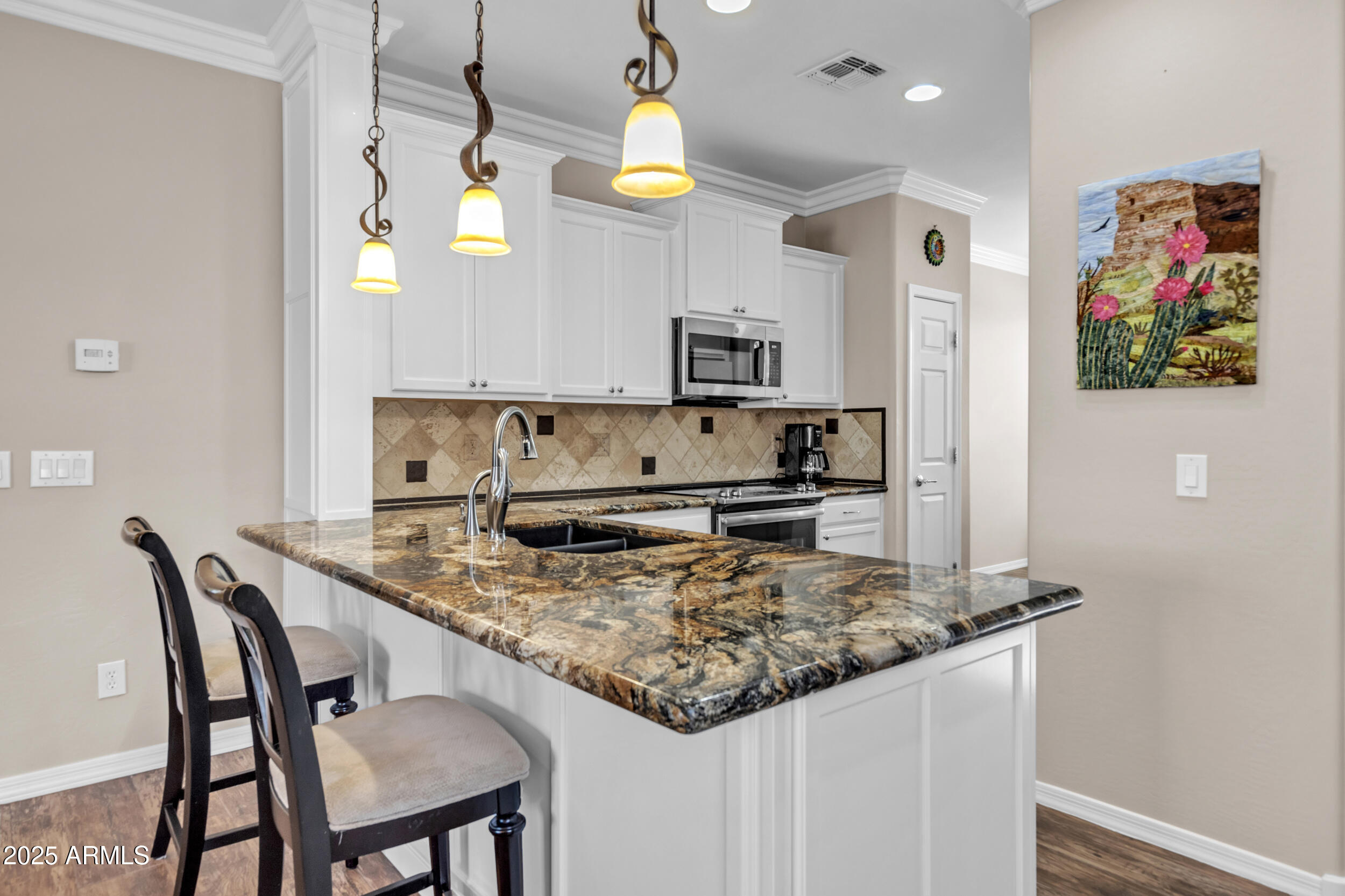 6748 W MOCKINGBIRD Way