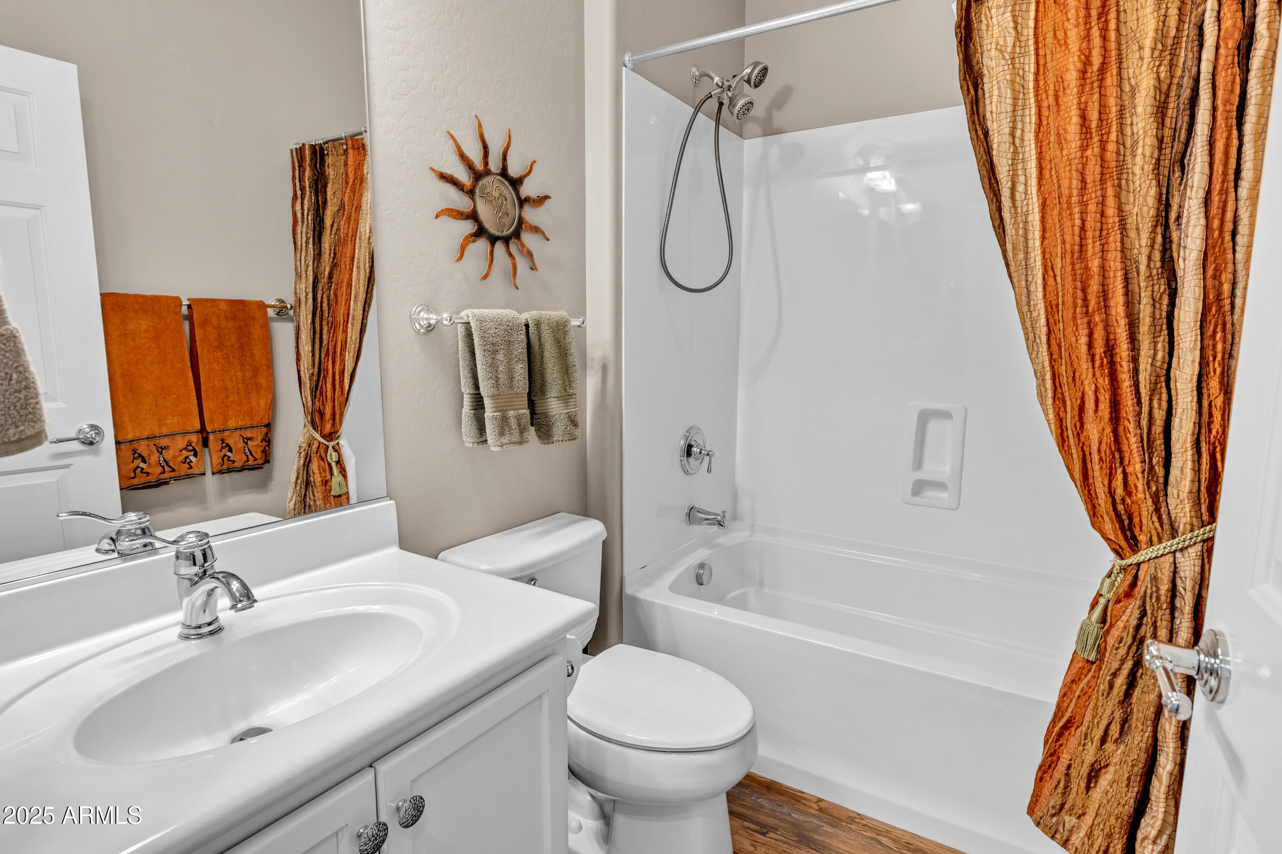 6748 W MOCKINGBIRD Way