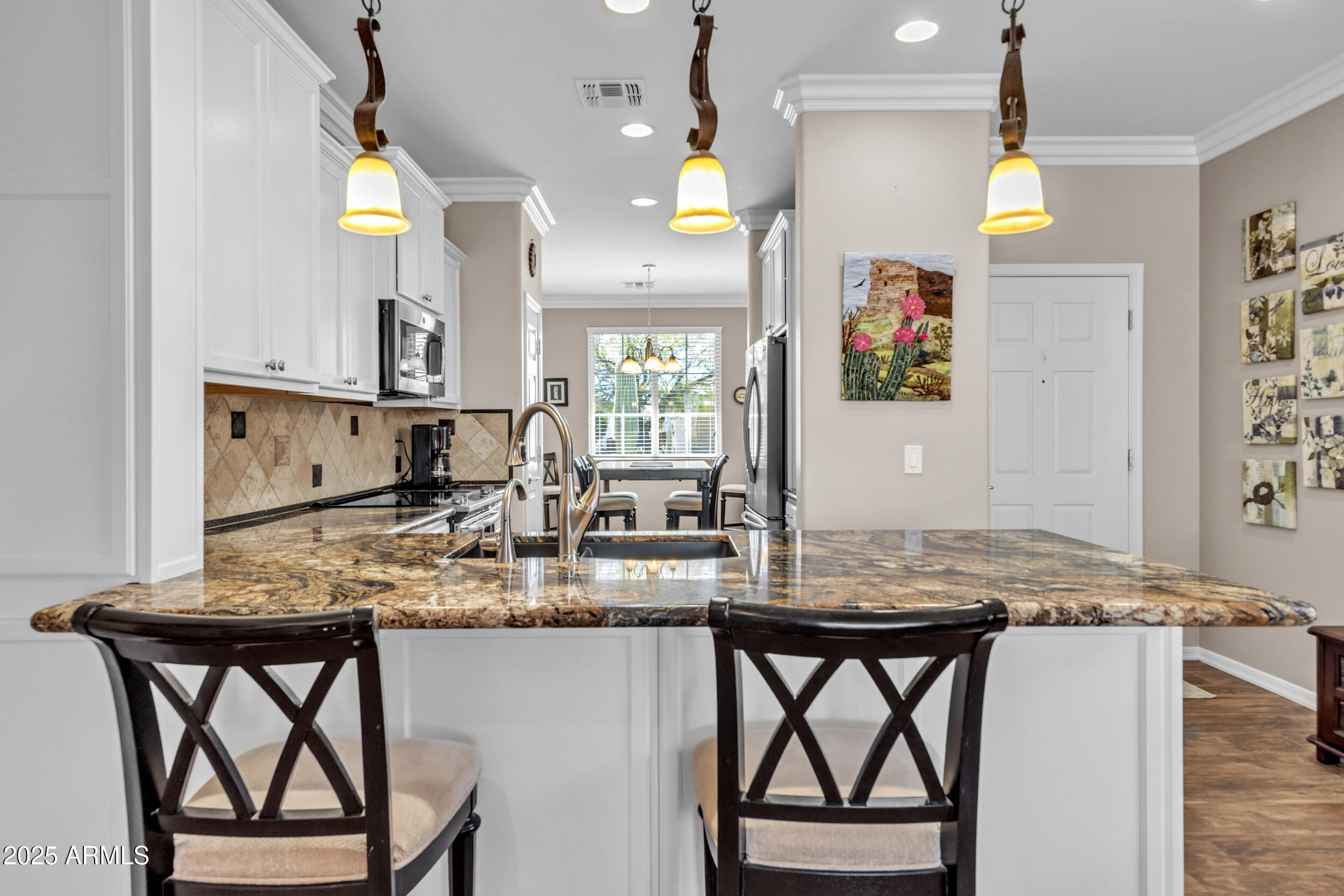 6748 W MOCKINGBIRD Way