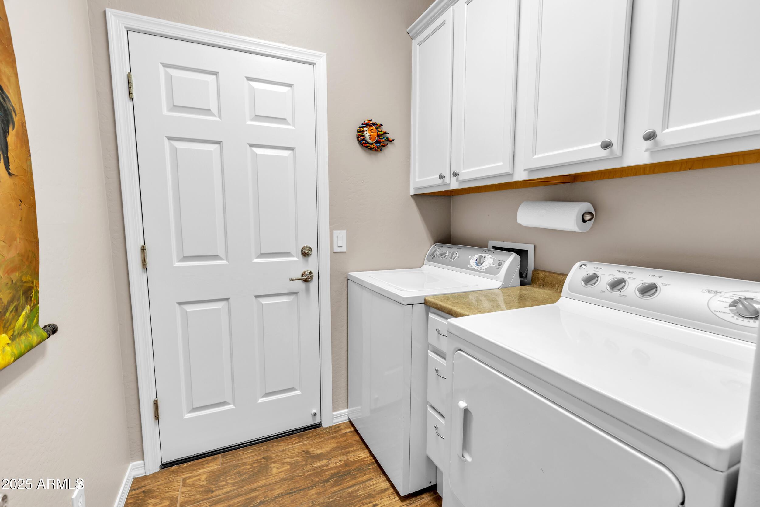 6748 W MOCKINGBIRD Way