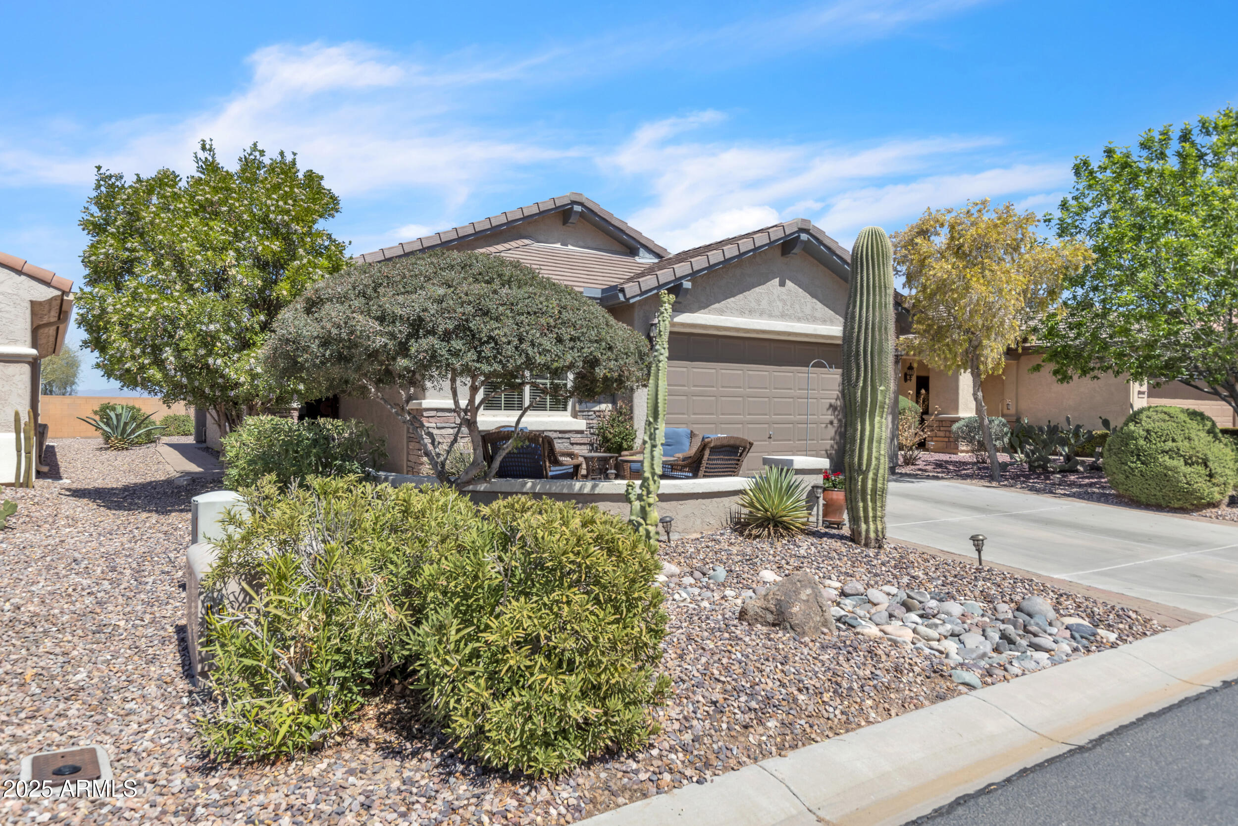 6748 W MOCKINGBIRD Way