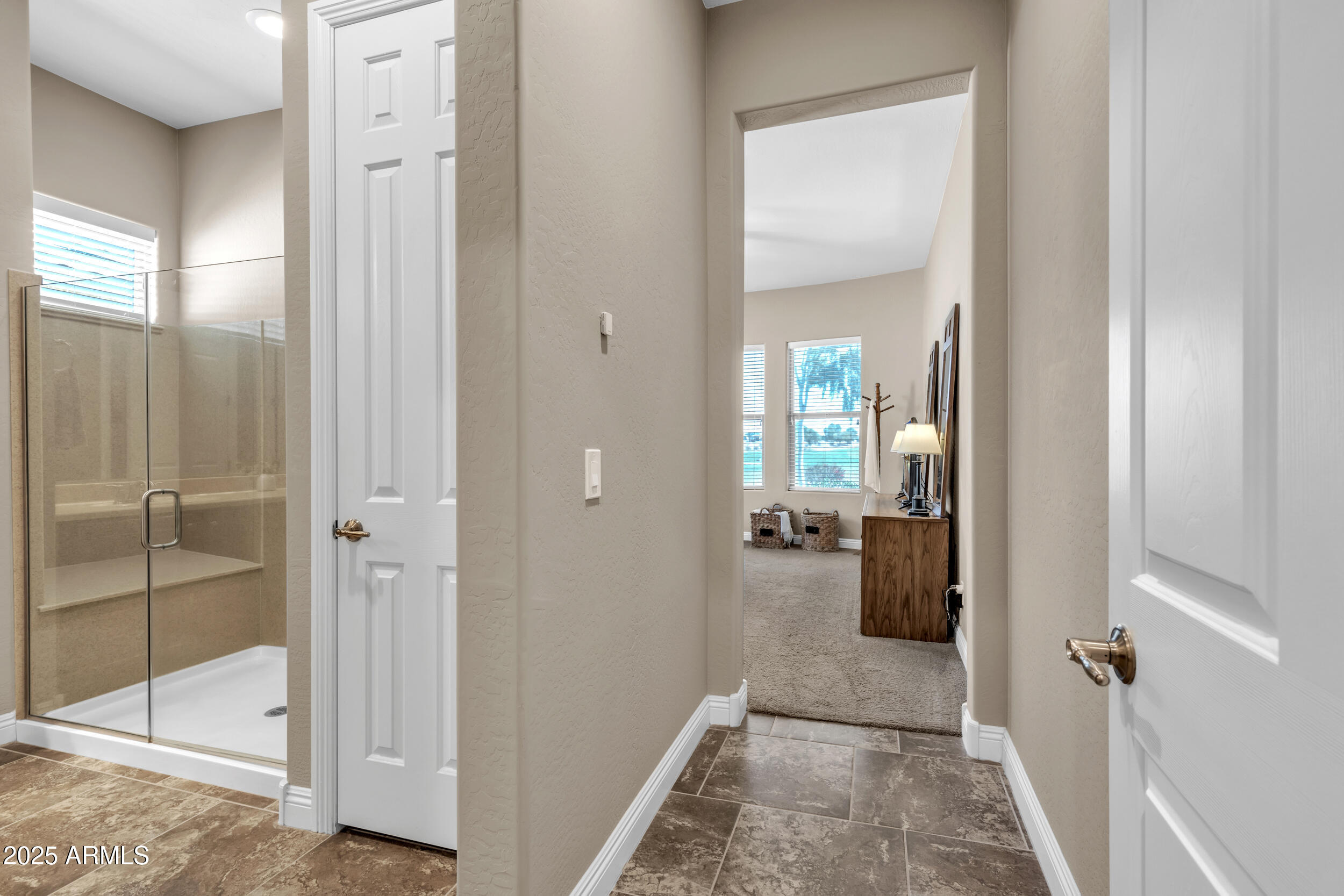 4425 N PETERSBURG Drive