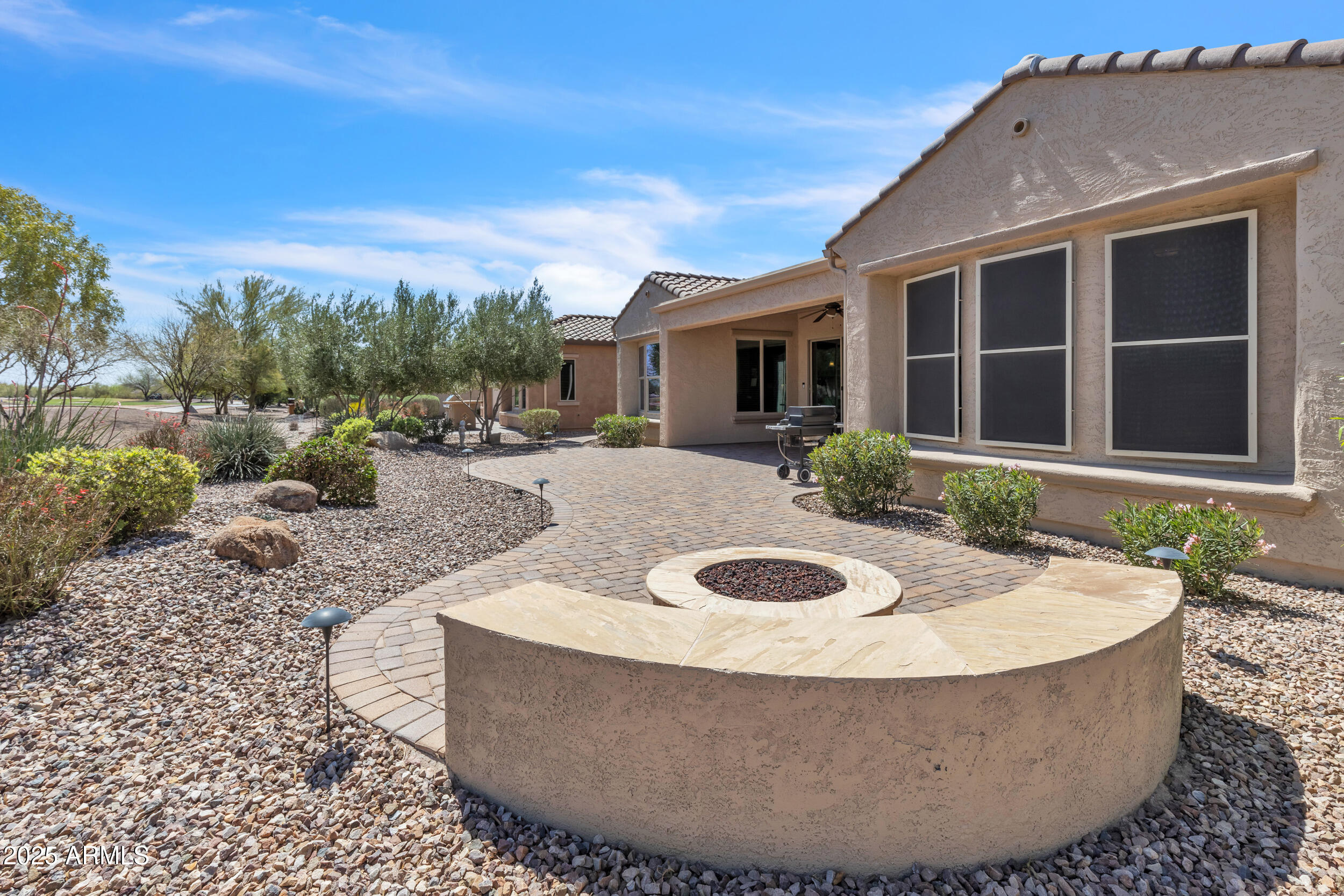 4425 N PETERSBURG Drive