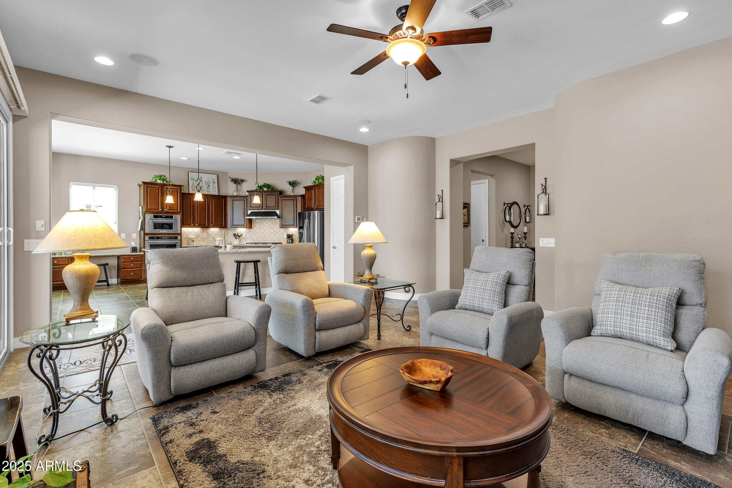 4425 N PETERSBURG Drive