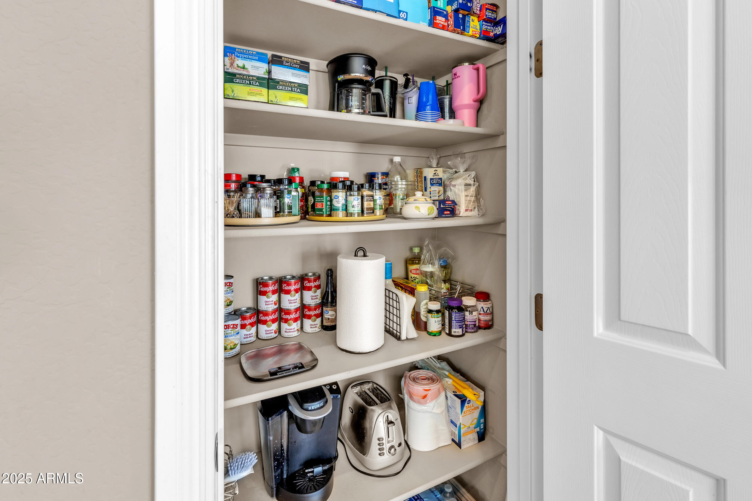 4425 N PETERSBURG Drive