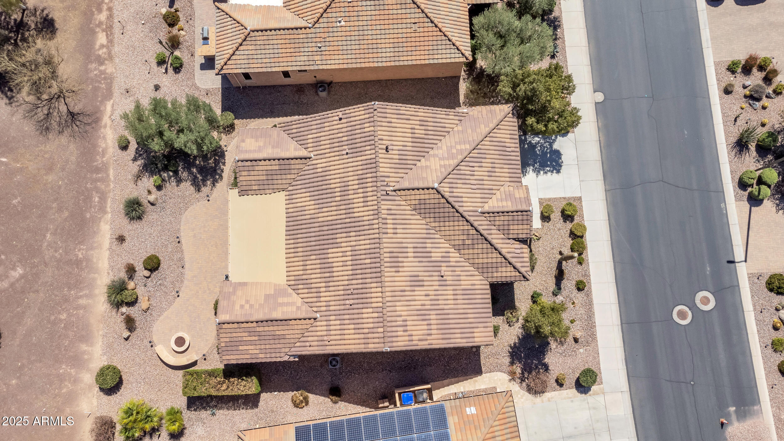 4425 N PETERSBURG Drive