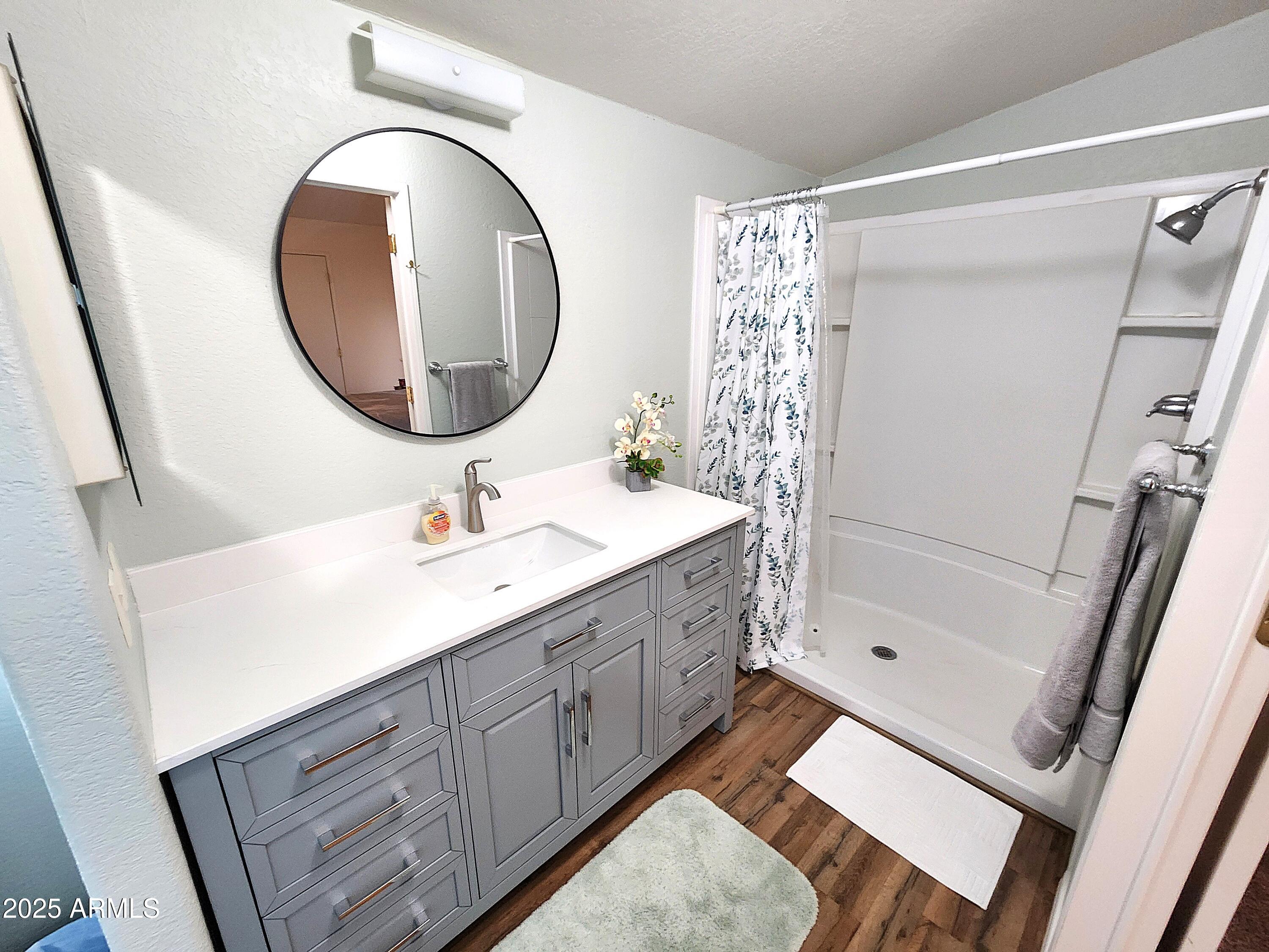 7244 E AZALEA Avenue