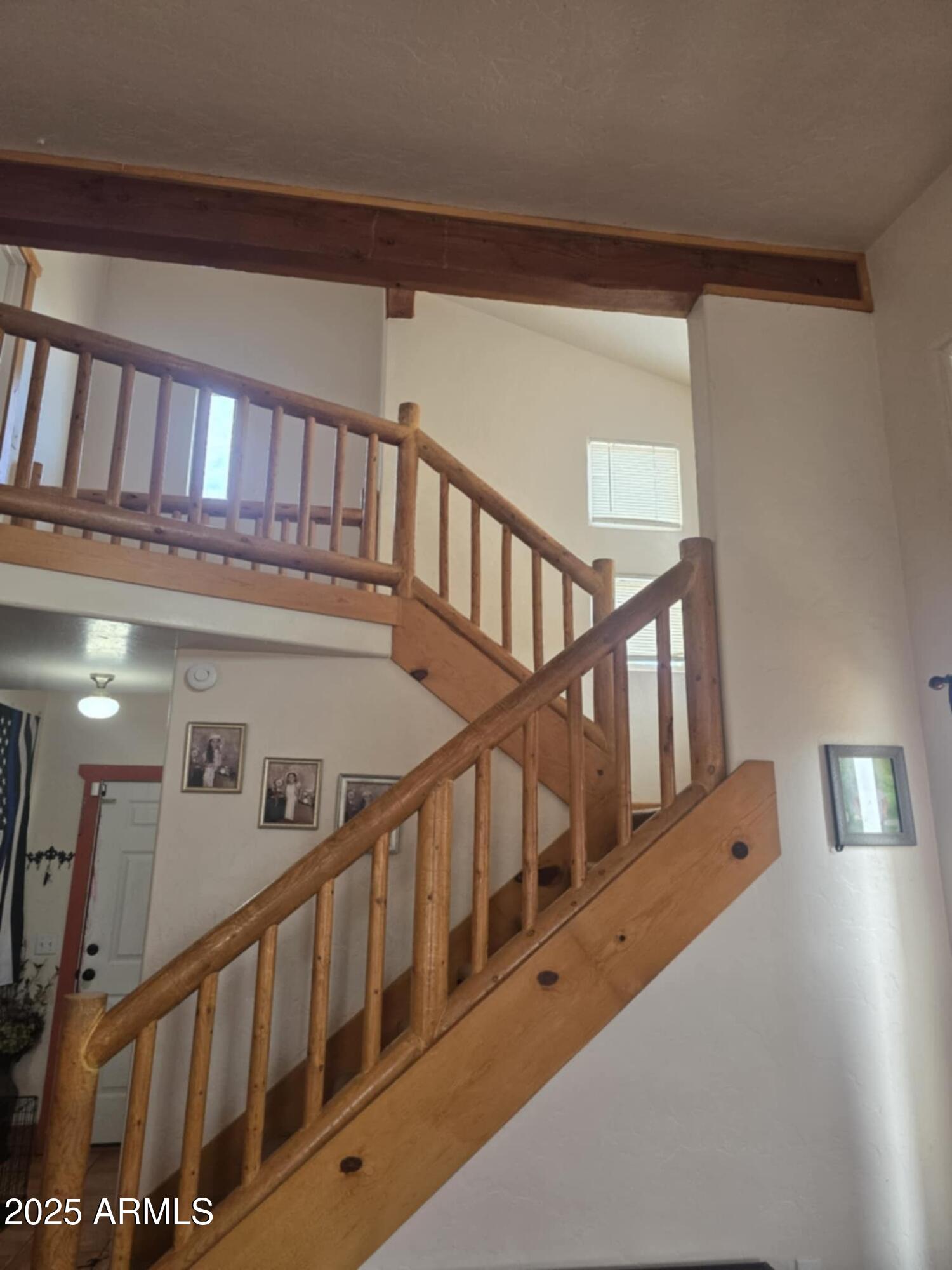 4207 N SANTA FE Avenue