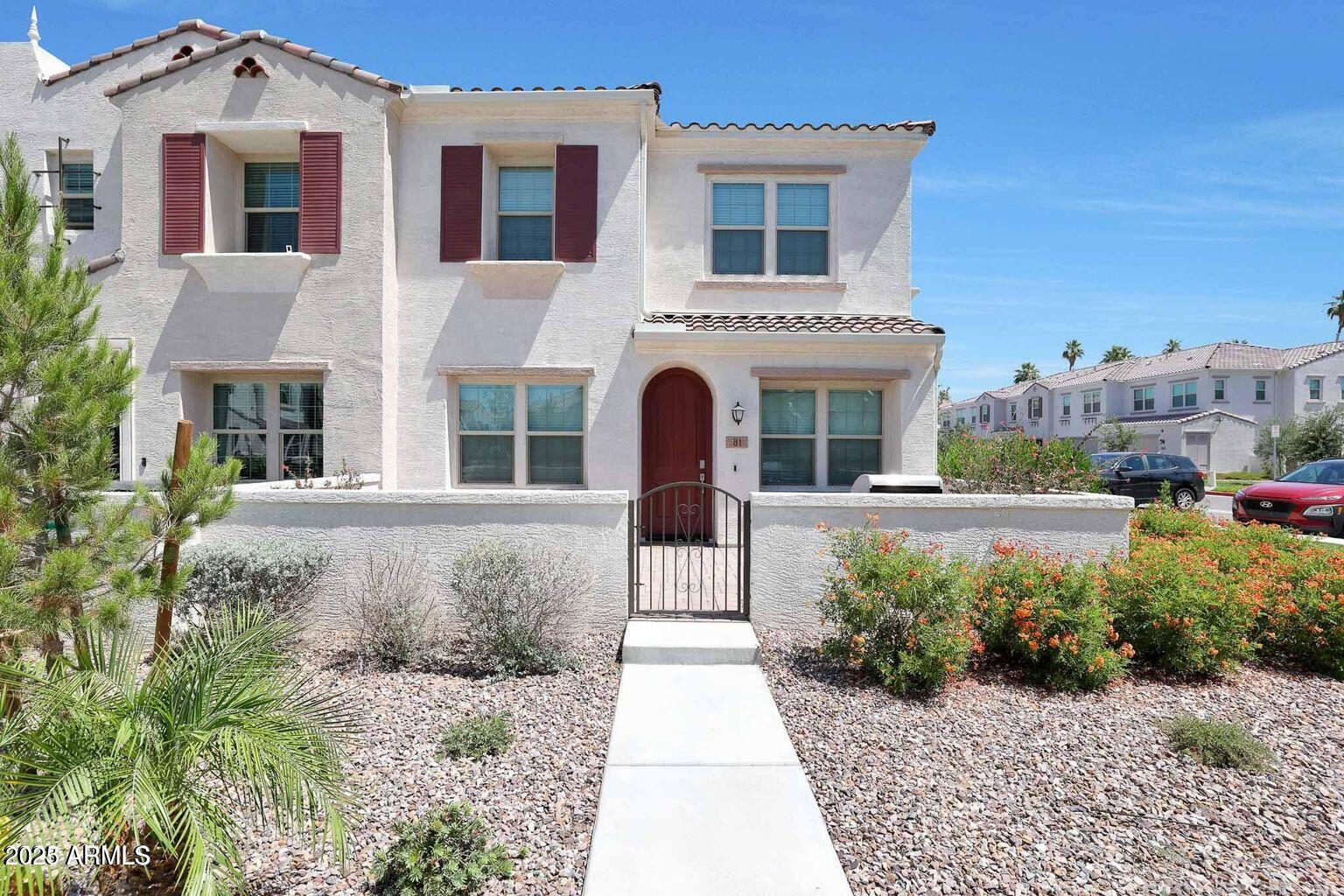 4077 S SABRINA Drive, 81