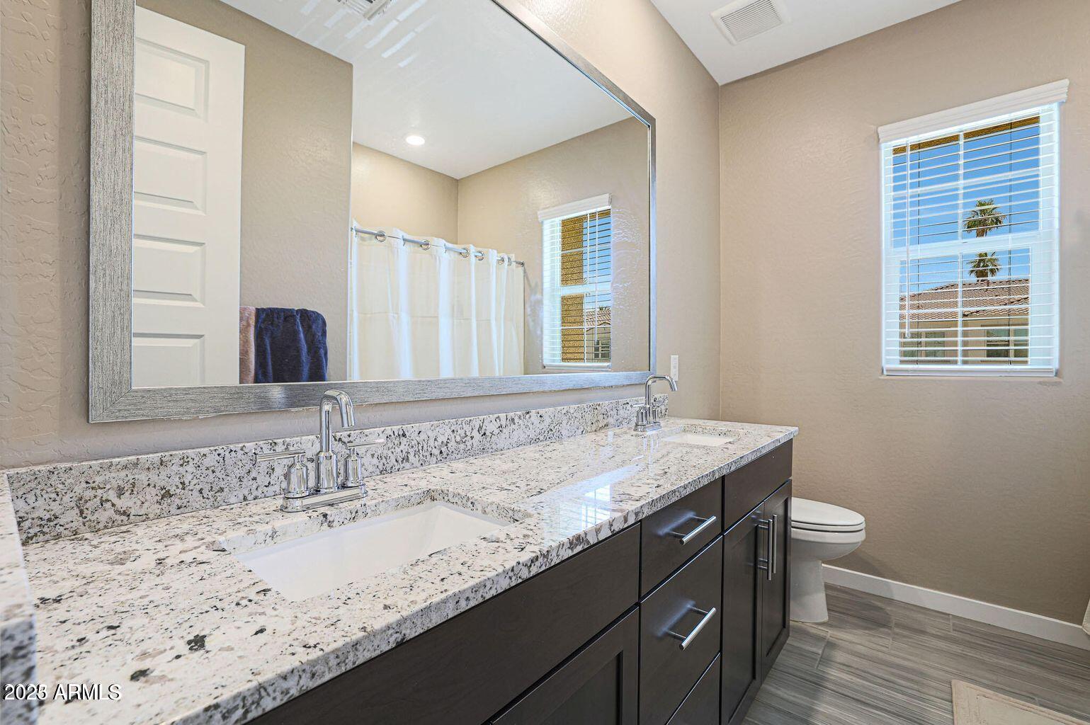 4077 S SABRINA Drive, 81