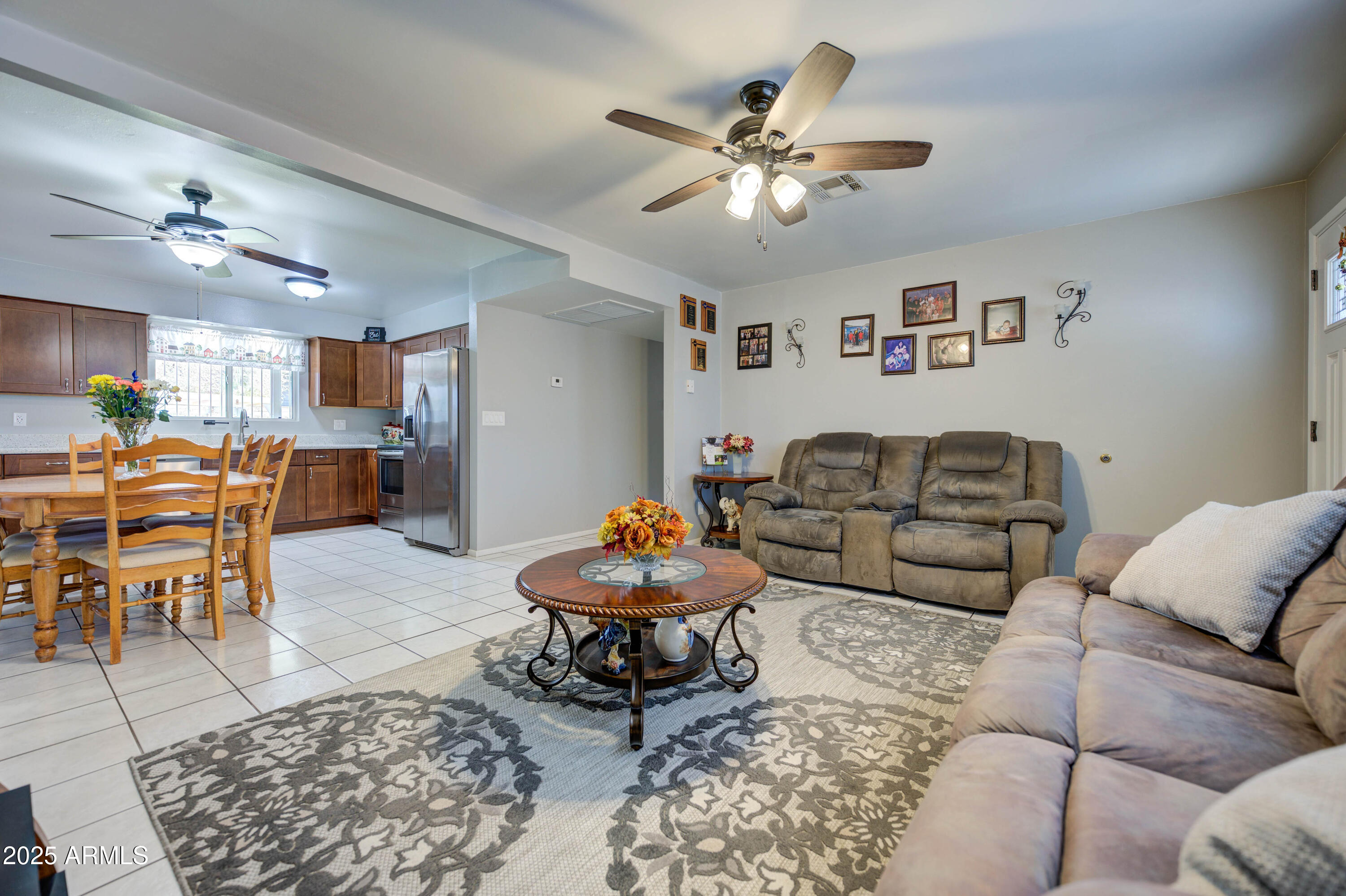 1740 W CRESCENT Avenue